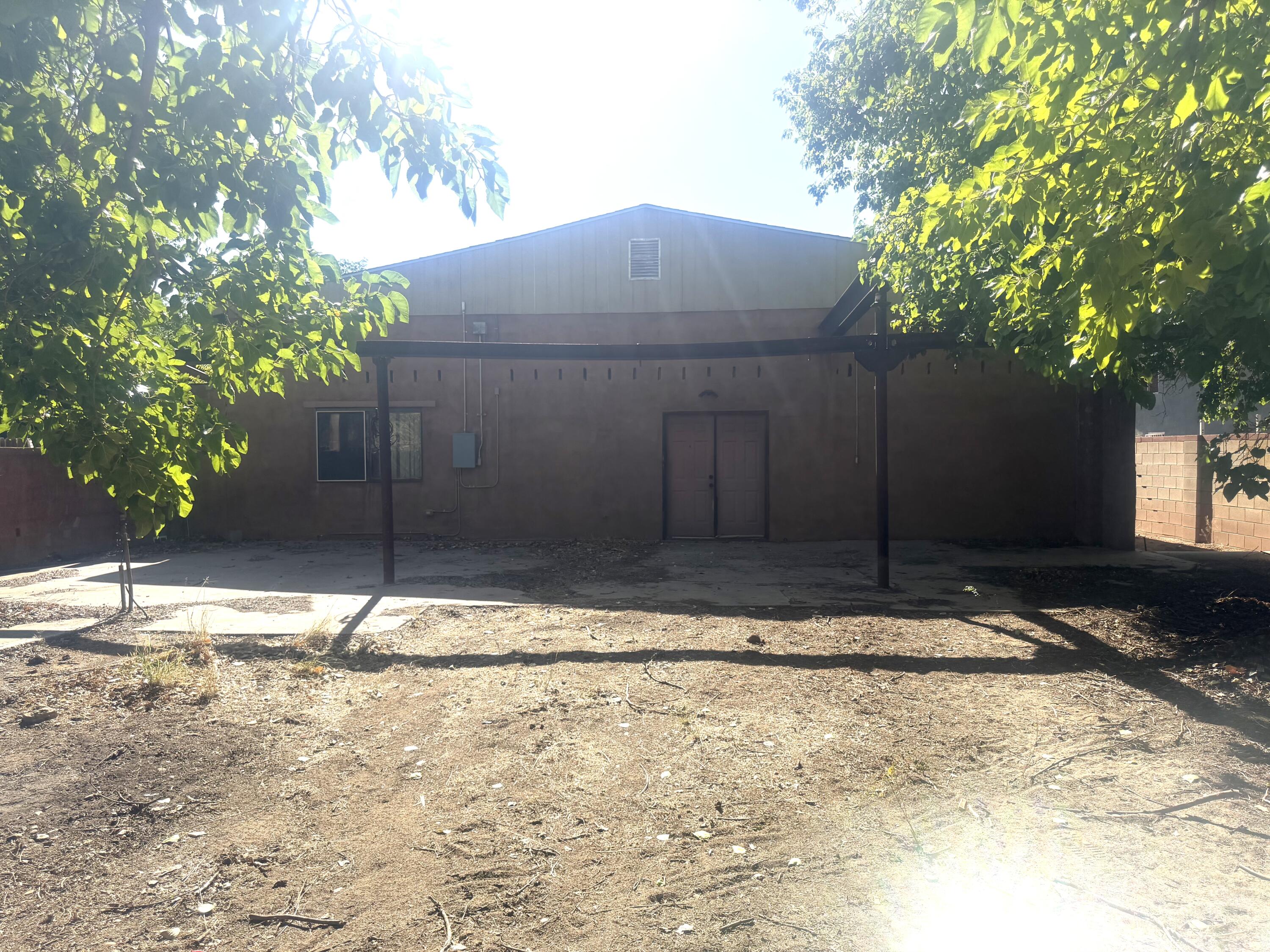 Photo 5 — 2005 Tapia Boulevard SW