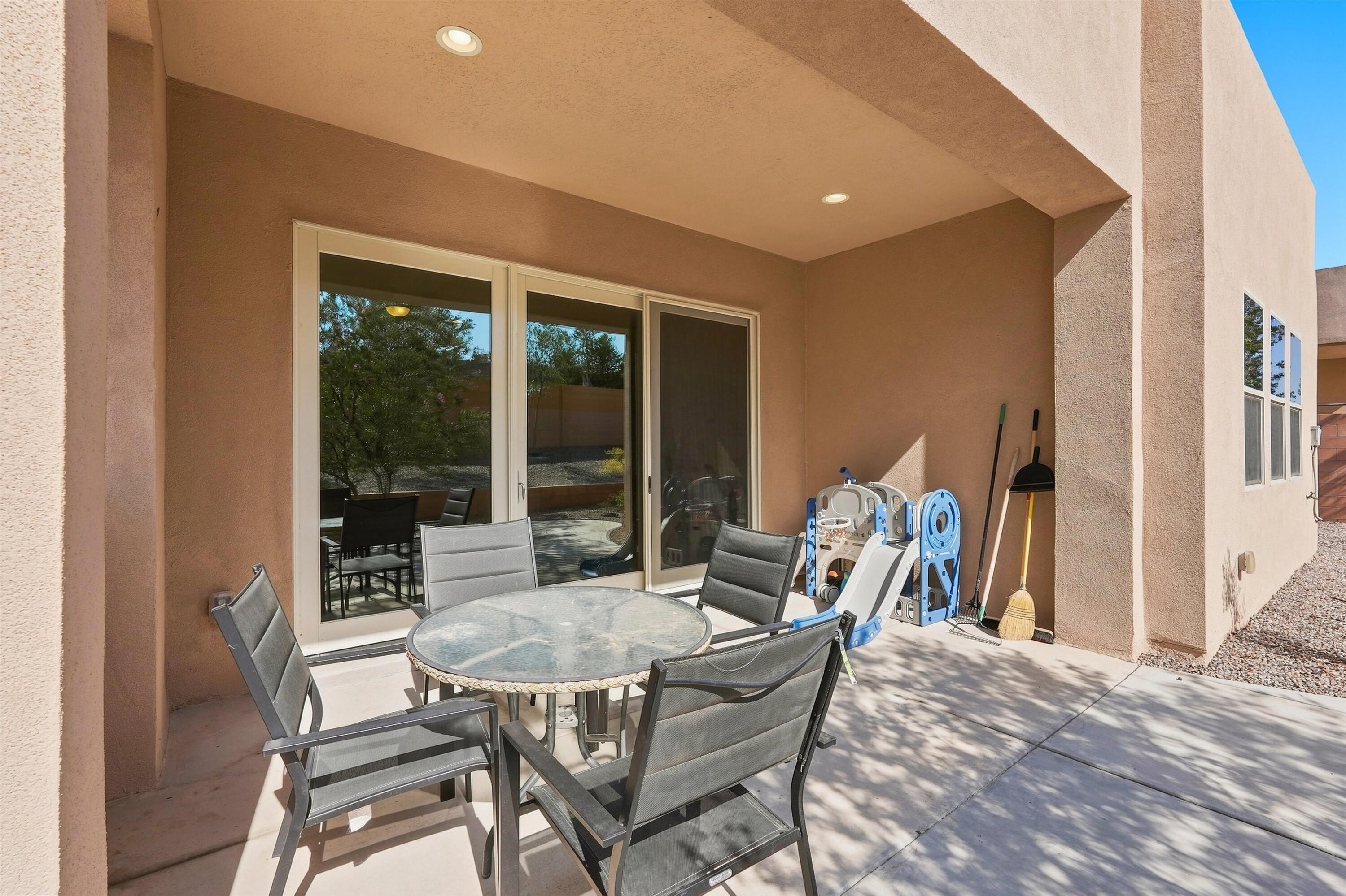 Photo 6 — 1632 Roble Drive SE