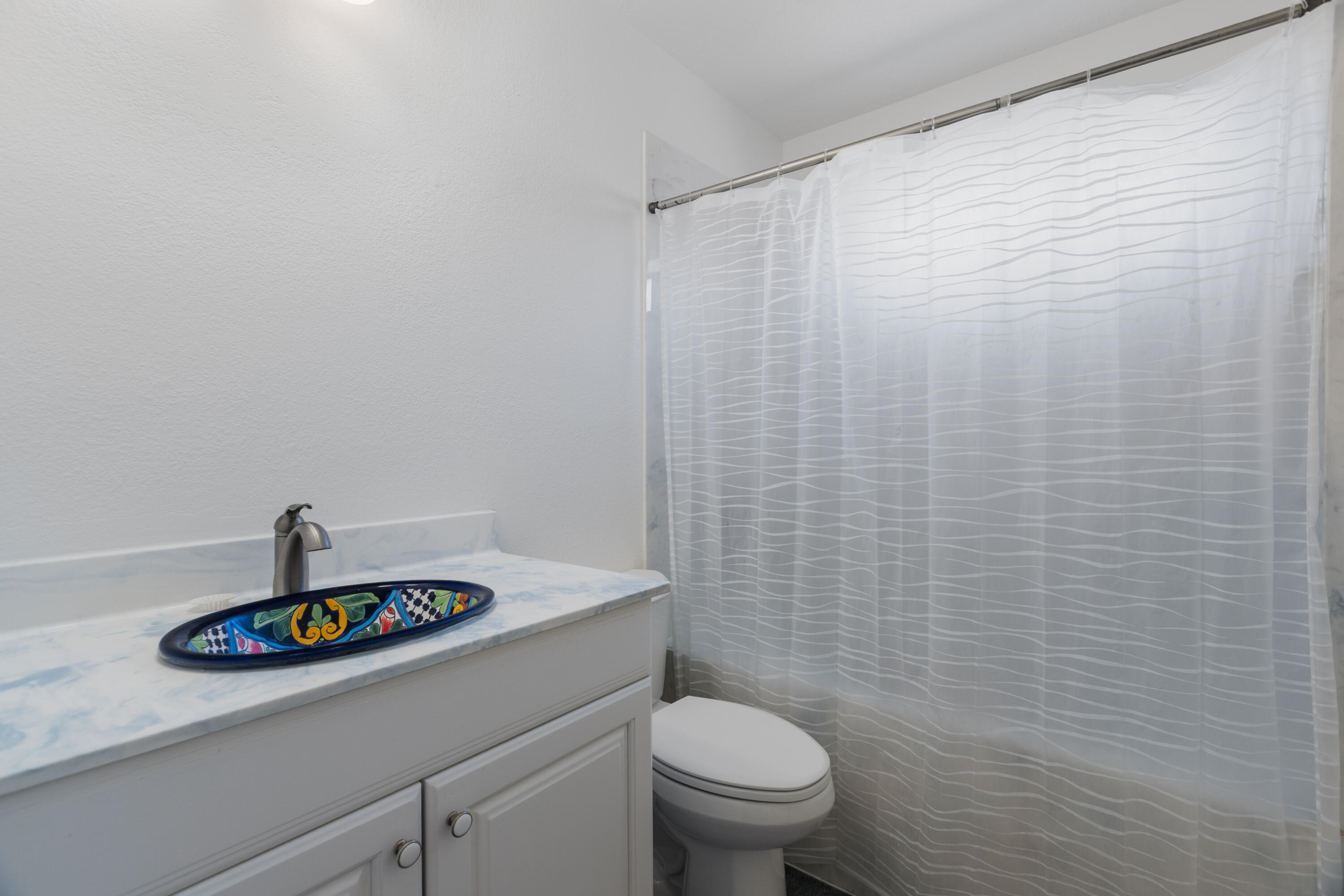 Photo 8 — 2404 Don Pedro NW