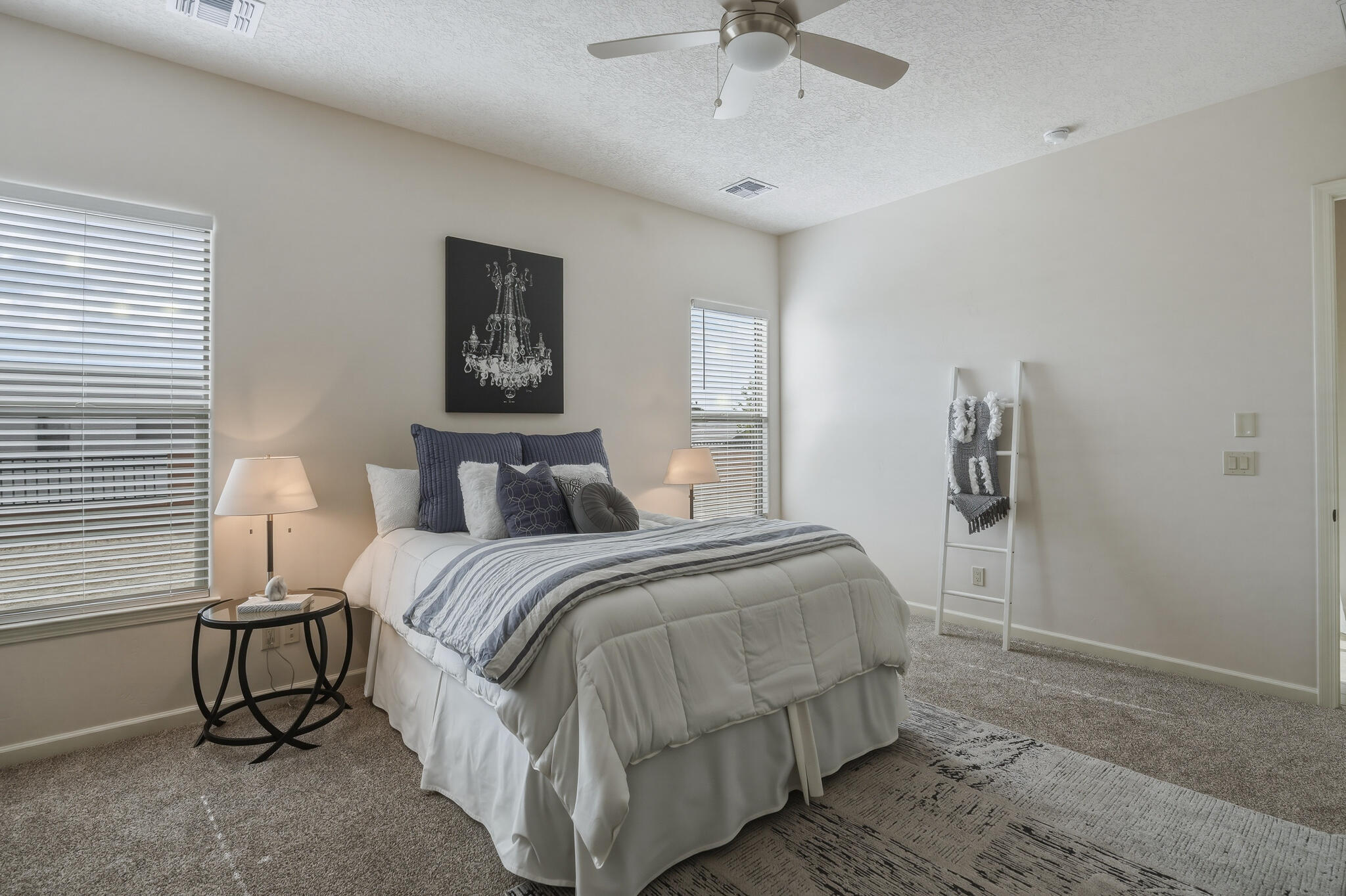 Photo 18 — 9801 Desert Lark Place NE