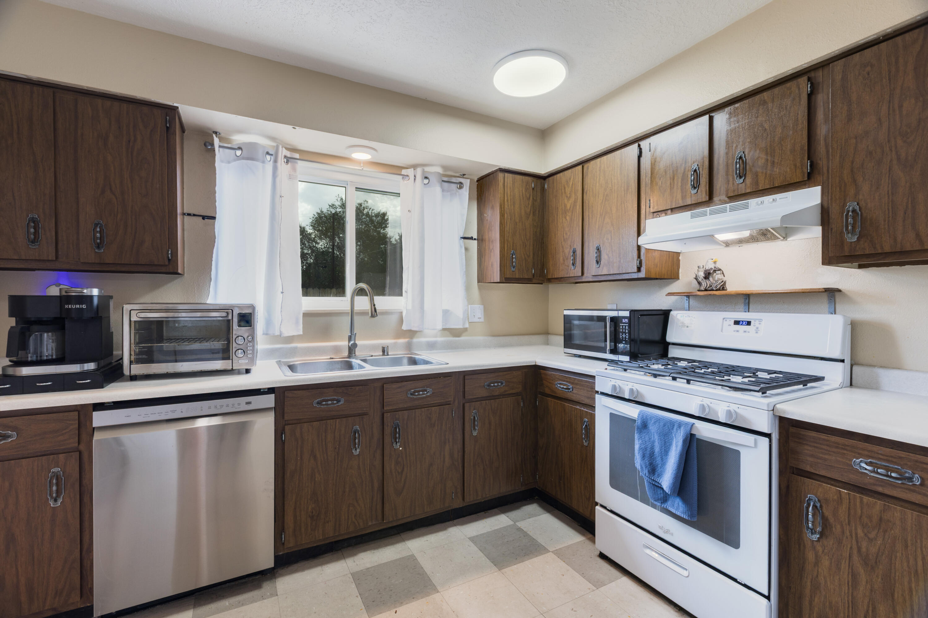 Photo 20 — 3600 Eubank Boulevard NE UNIT 9C