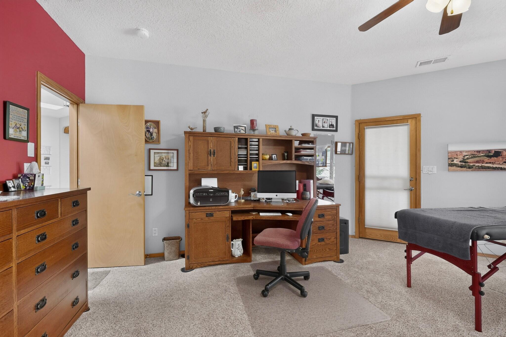 Photo 18 — 6333 Santo Domingo Street NW