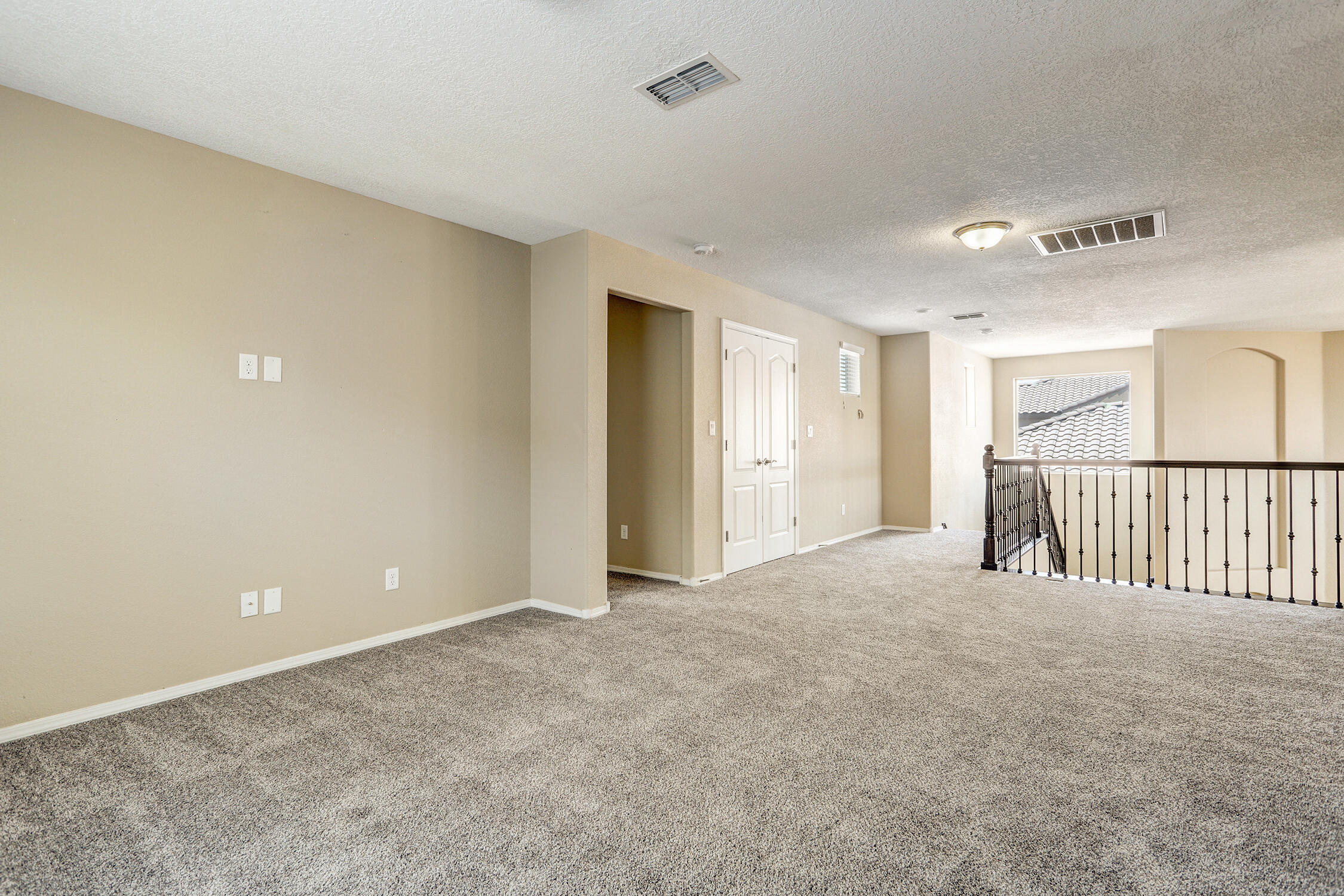 Photo 20 — 2821 Bayas Road SE