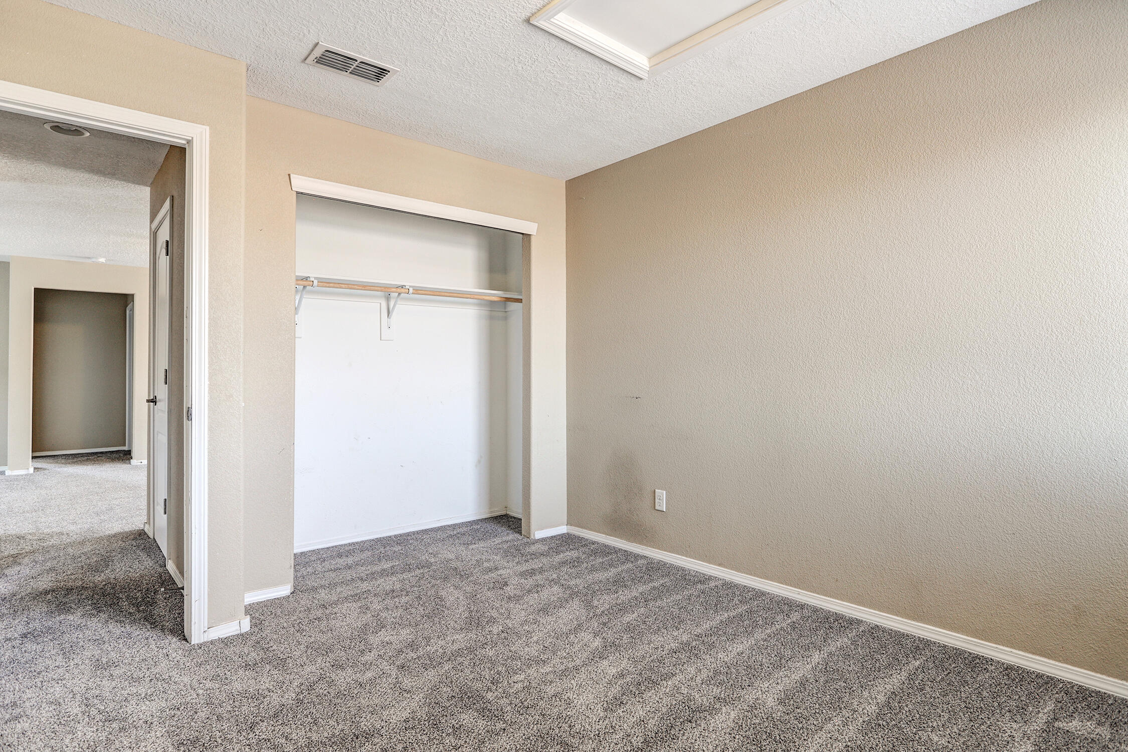 Photo 18 — 2821 Bayas Road SE