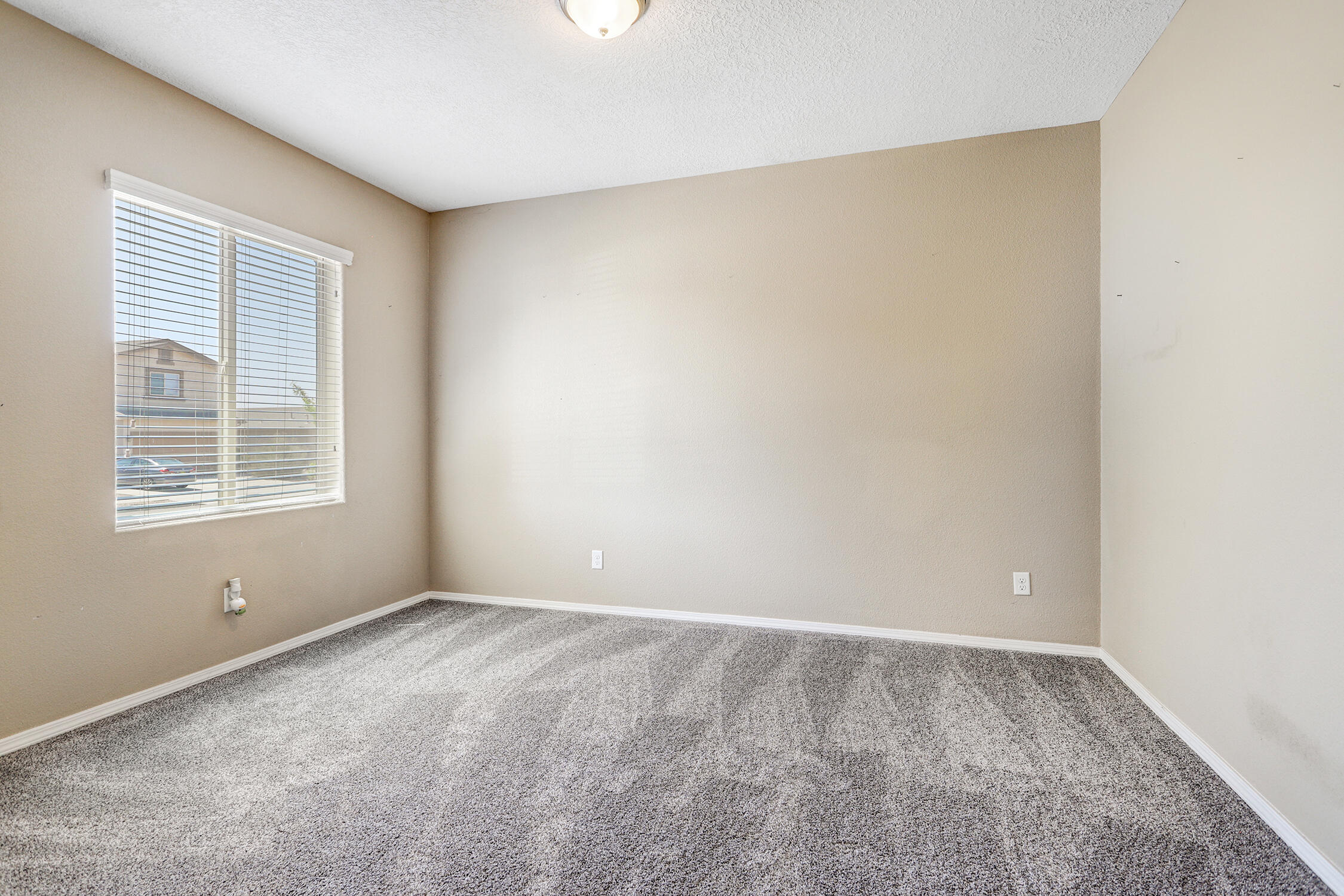 Photo 14 — 2821 Bayas Road SE