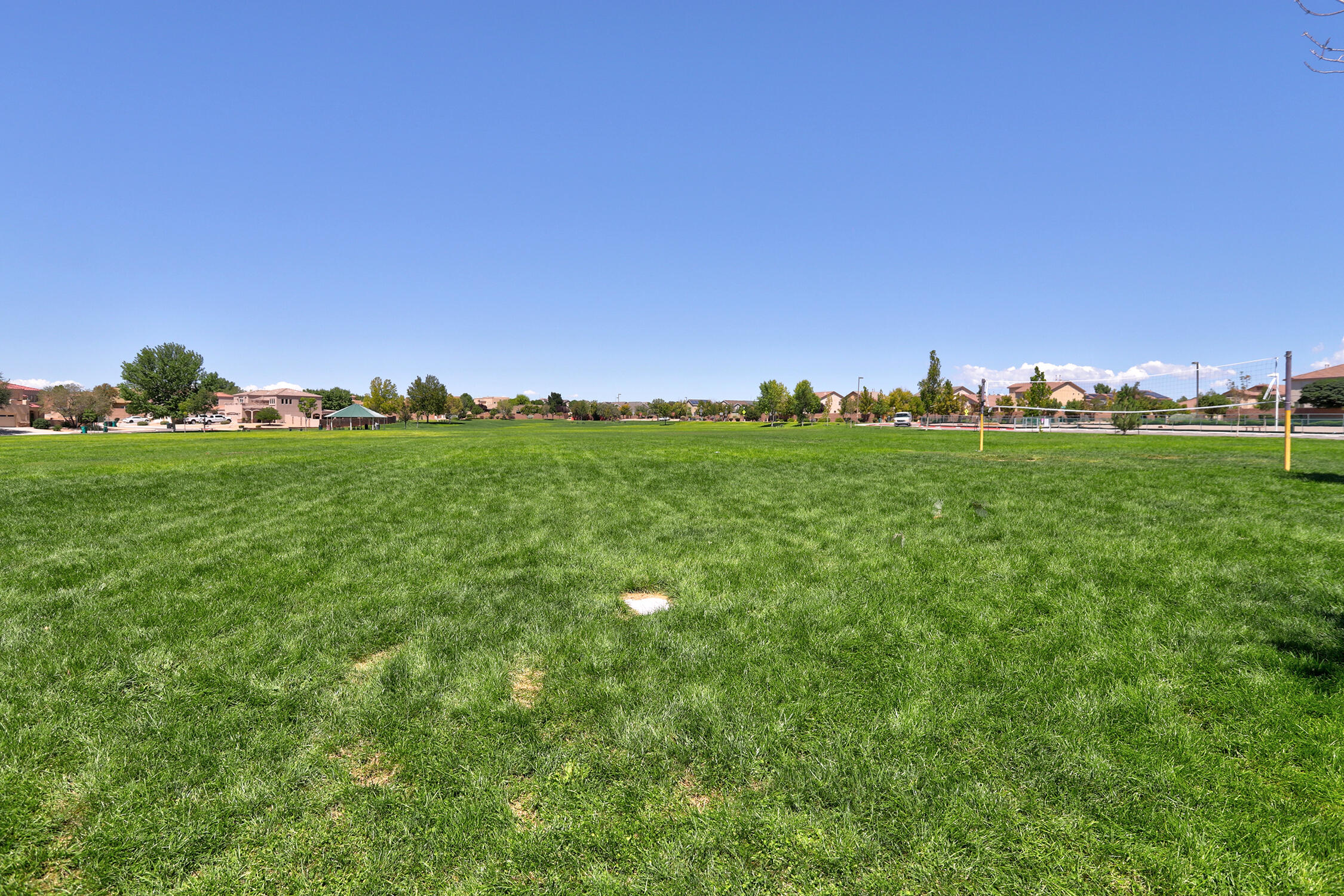 Photo 4 — 2821 Bayas Road SE