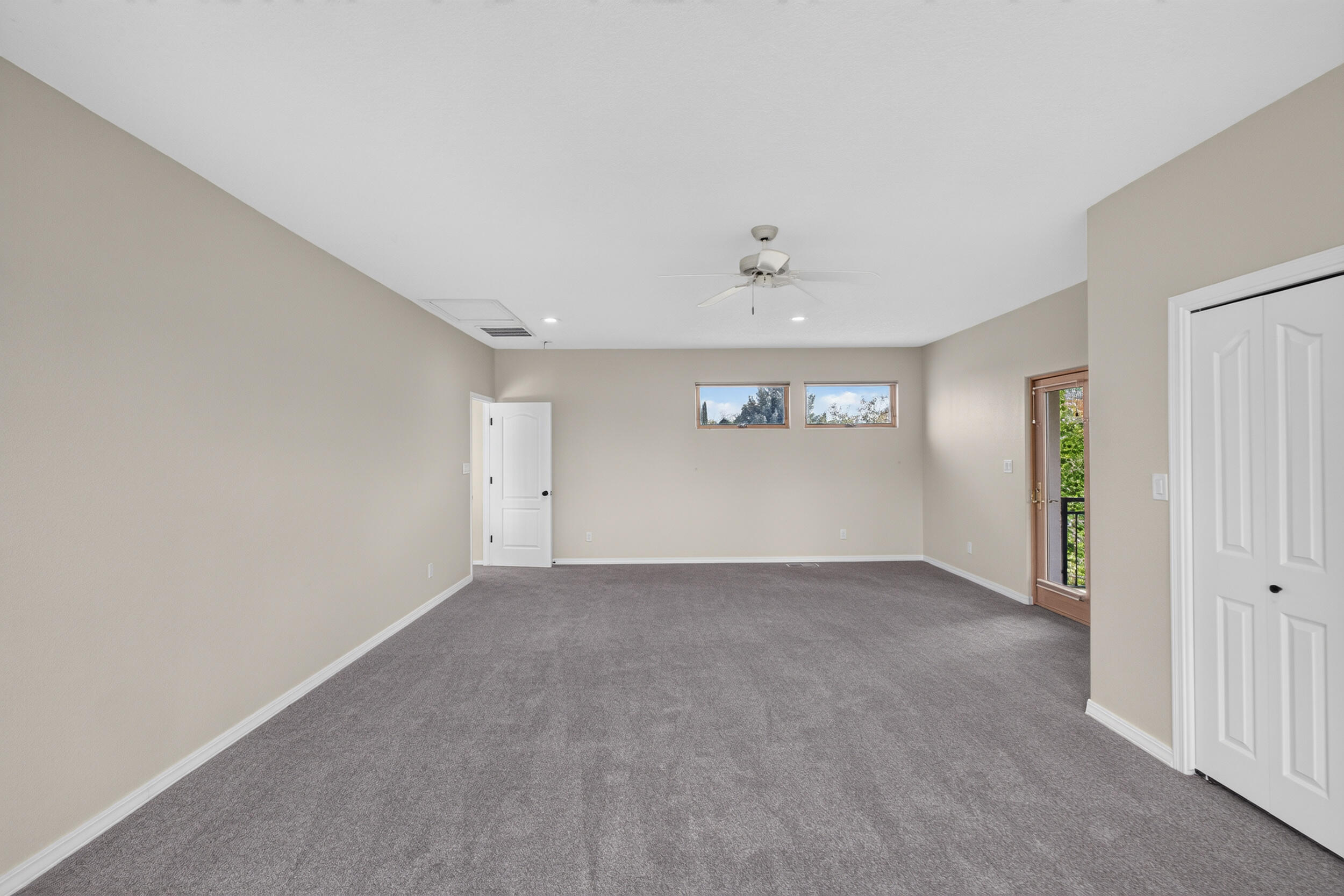Photo 5 — 11127 Inverness Court NE