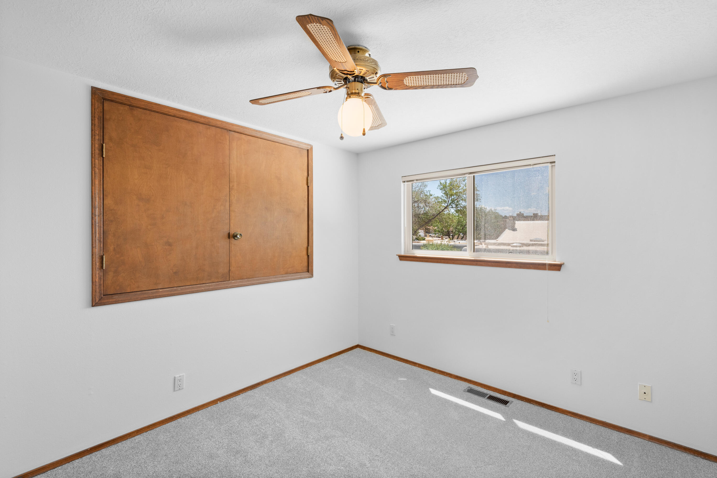 Photo 14 — 13104 Deer Dancer Trail NE