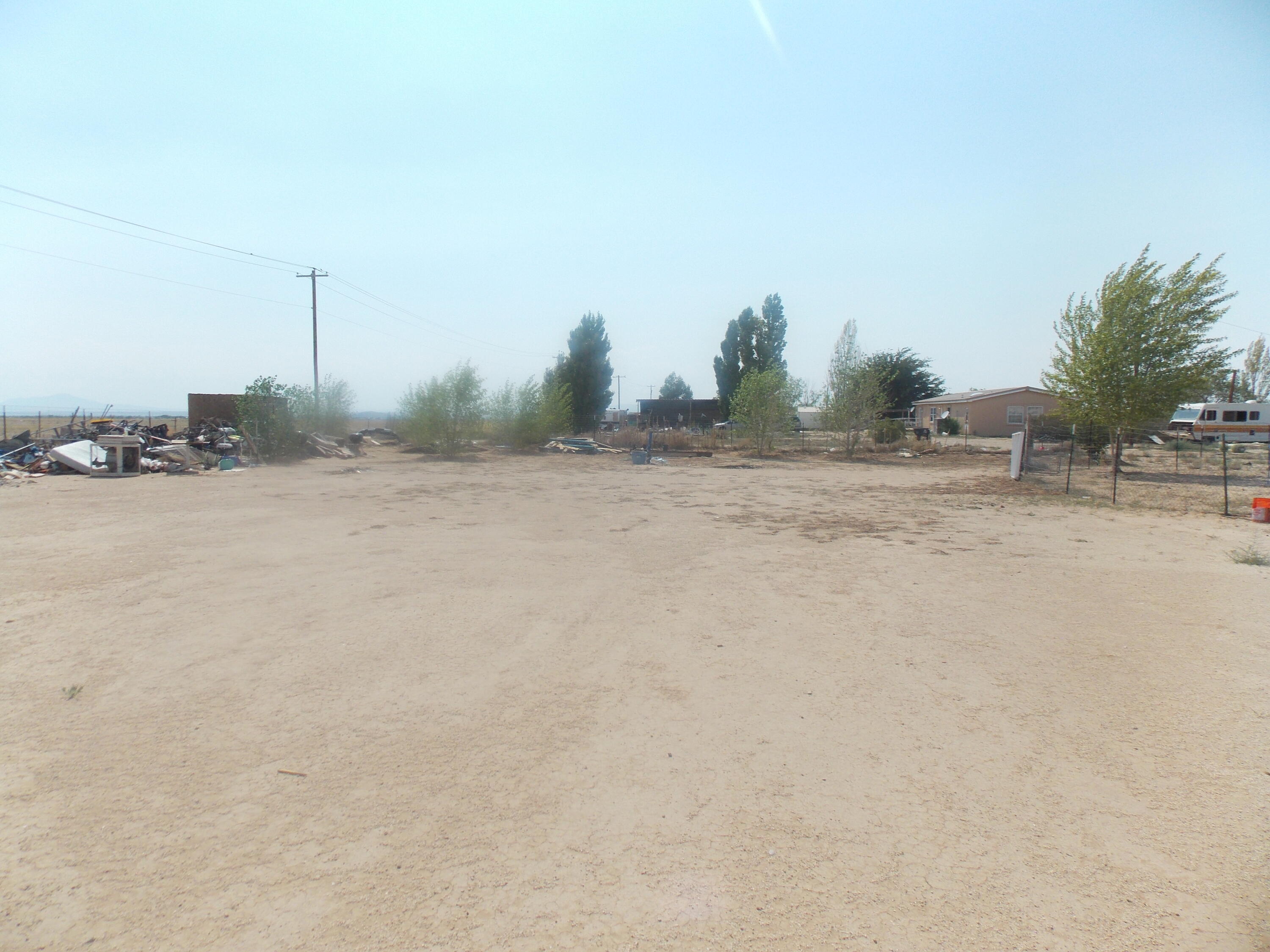 Photo 7 — 442 Meadowlake Road