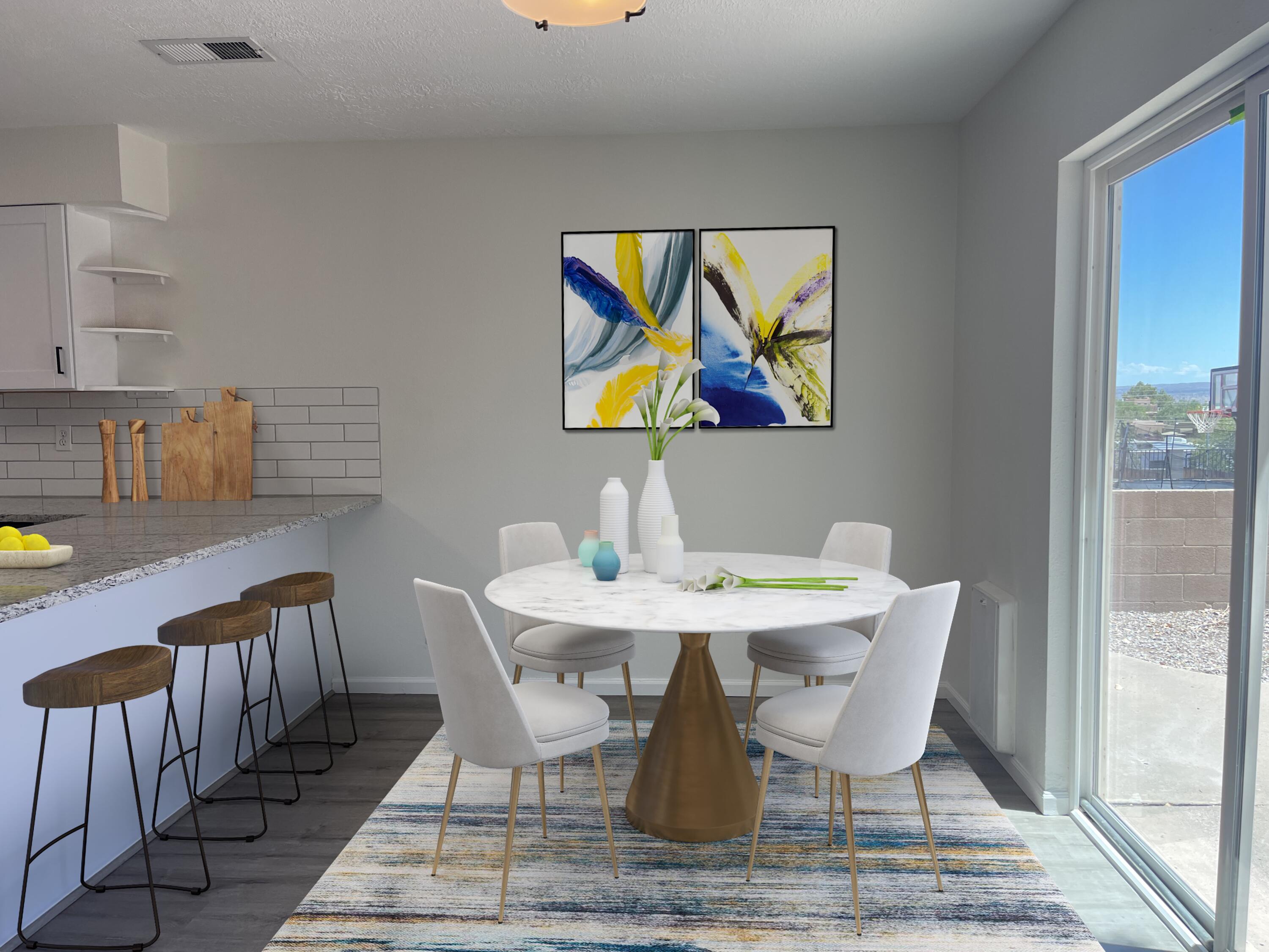 Photo 4 — 748 Saratoga Drive NE