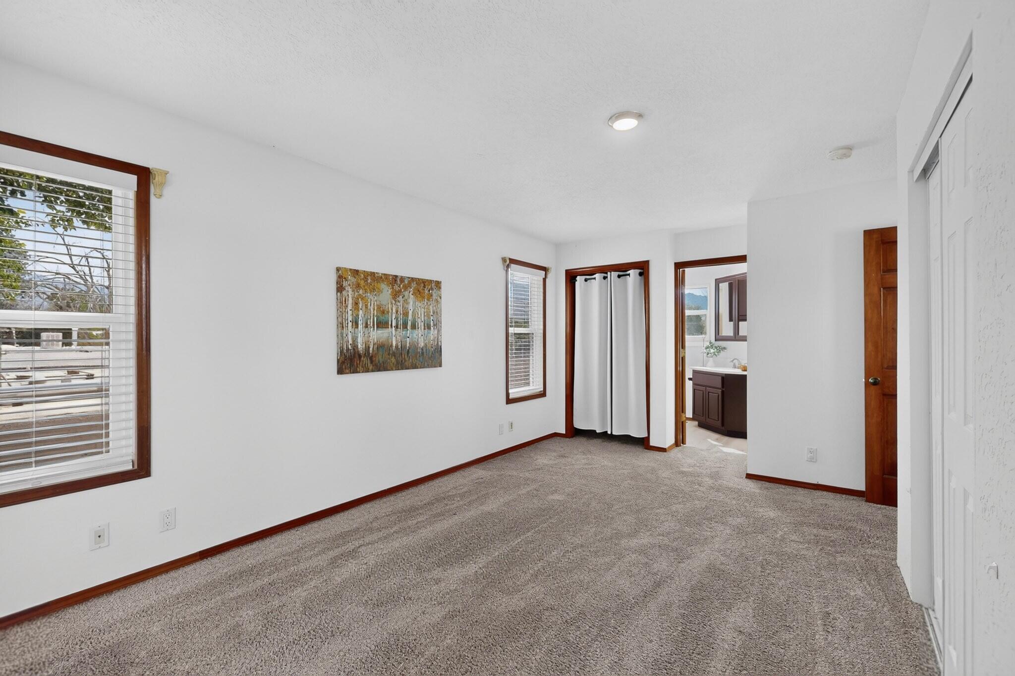 Photo 10 — 2340 Britt Street NE