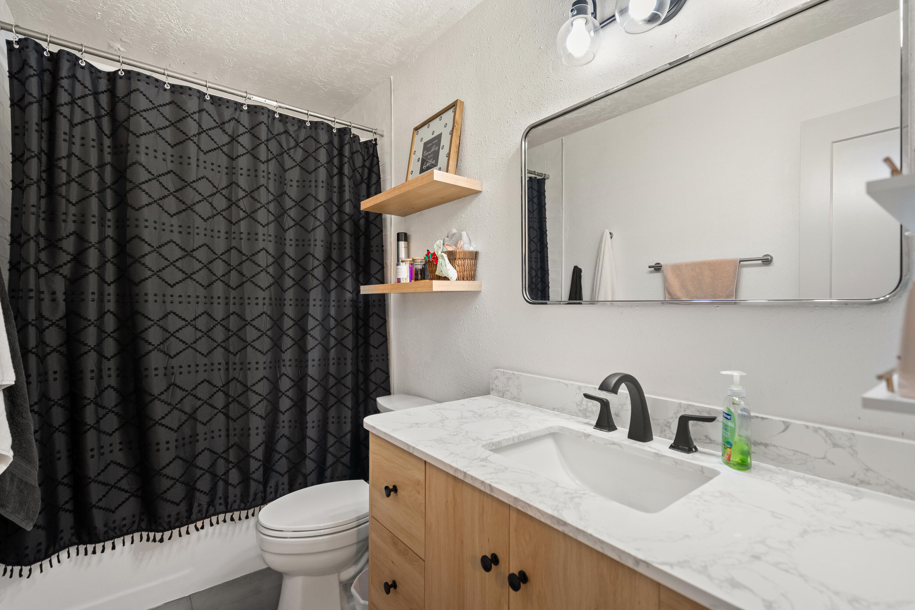 Photo 12 — 2617 Mary Ellen Street NE
