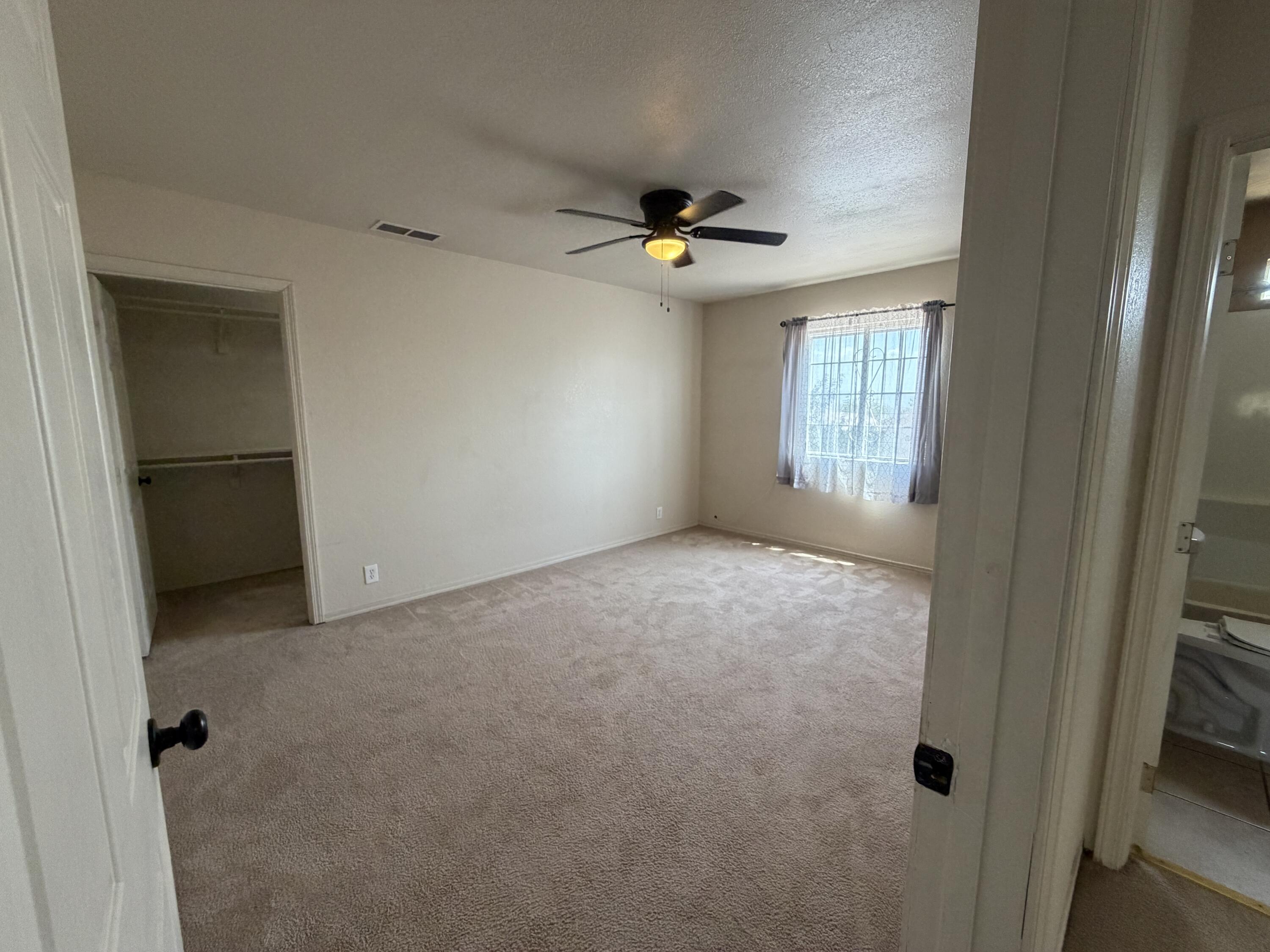 Photo 14 — 1320 Amole Drive SW