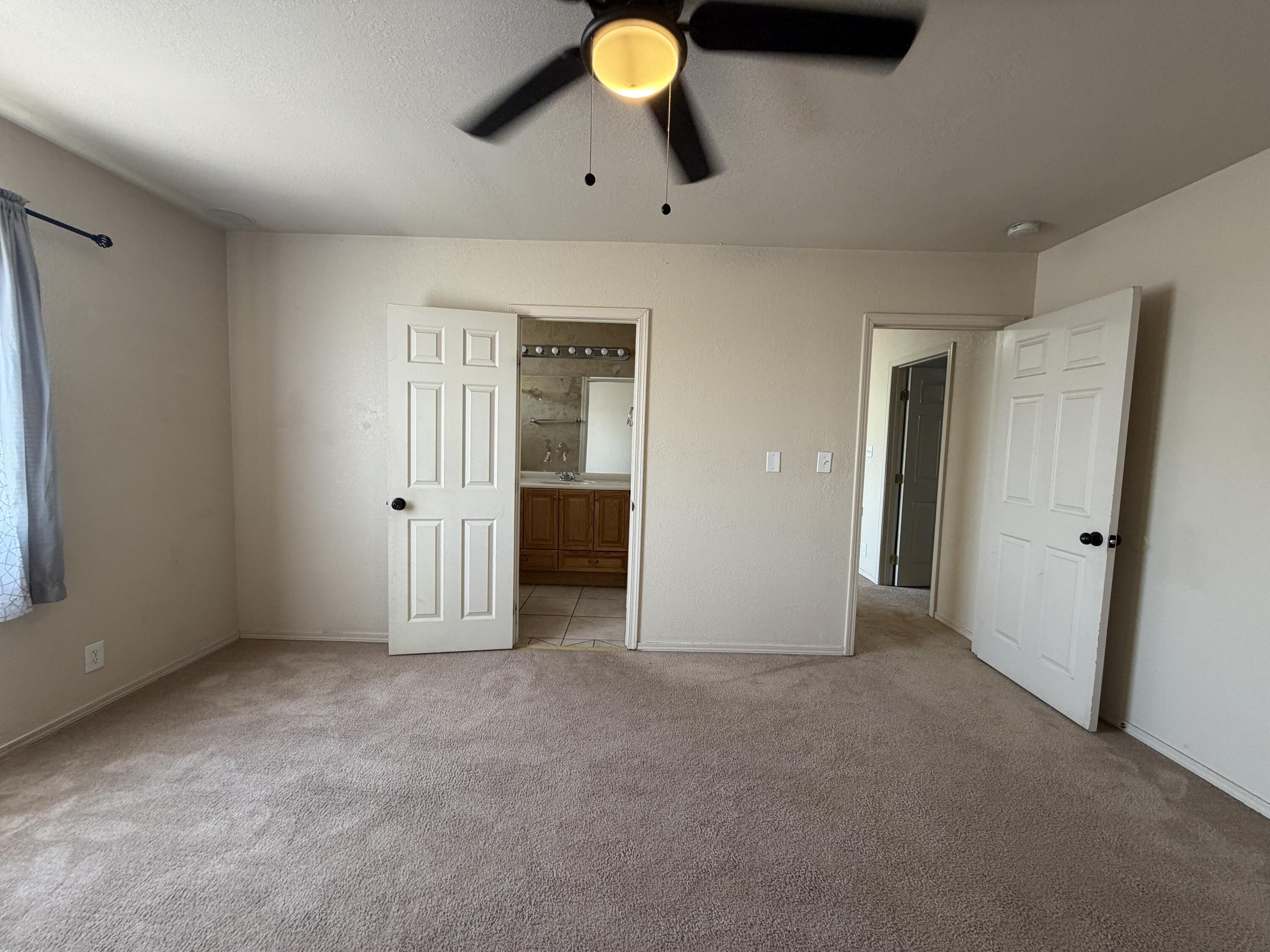 Photo 2 — 1320 Amole Drive SW