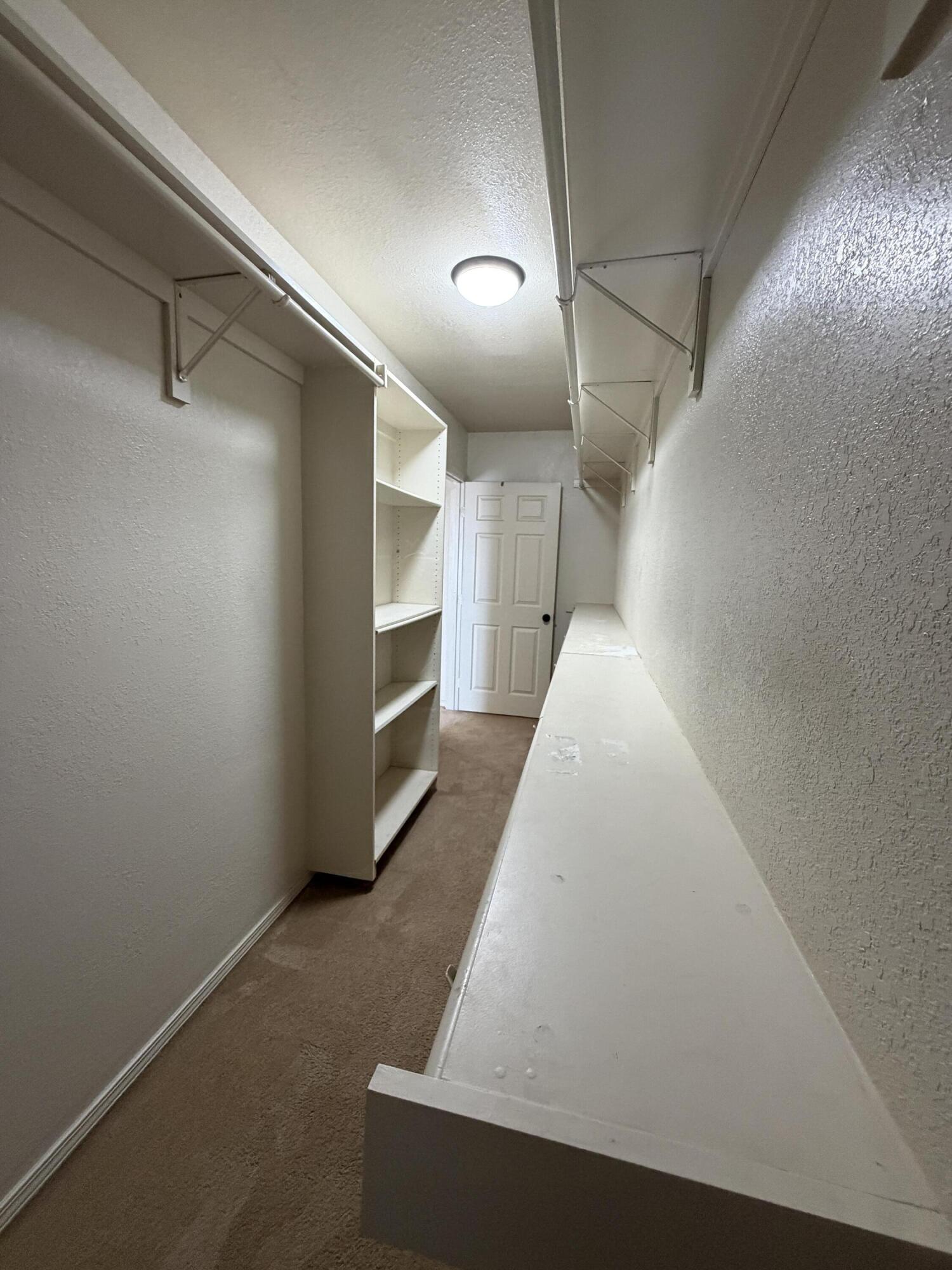 Photo 4 — 1320 Amole Drive SW