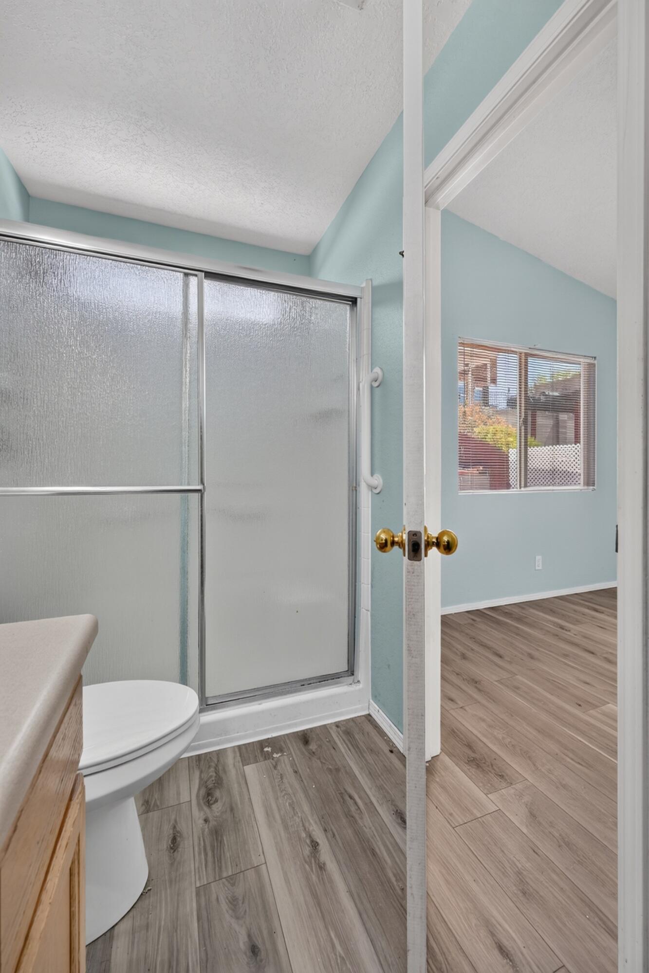 Photo 3 — 4427 Barrett Avenue NW