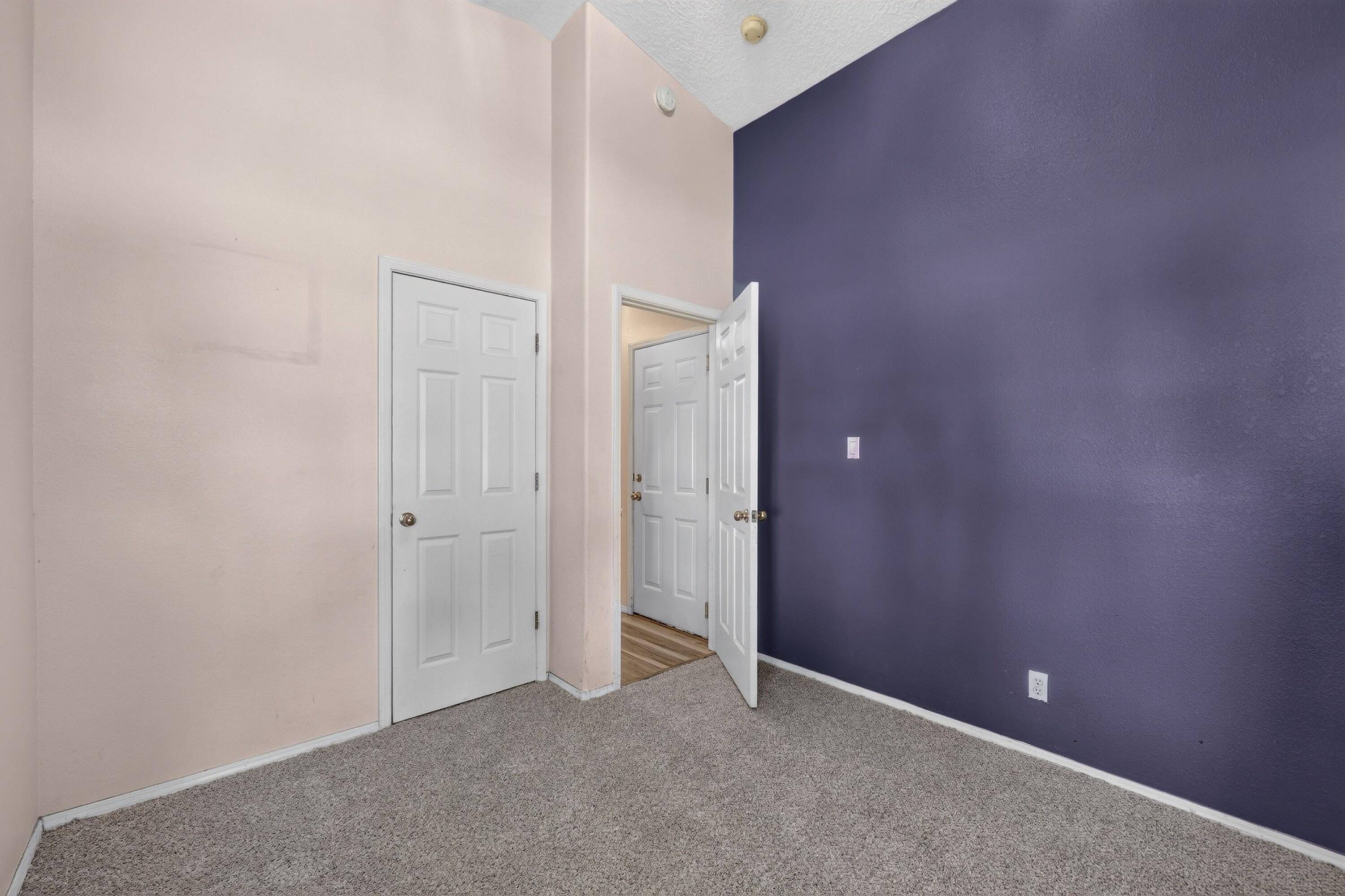 Photo 6 — 4427 Barrett Avenue NW