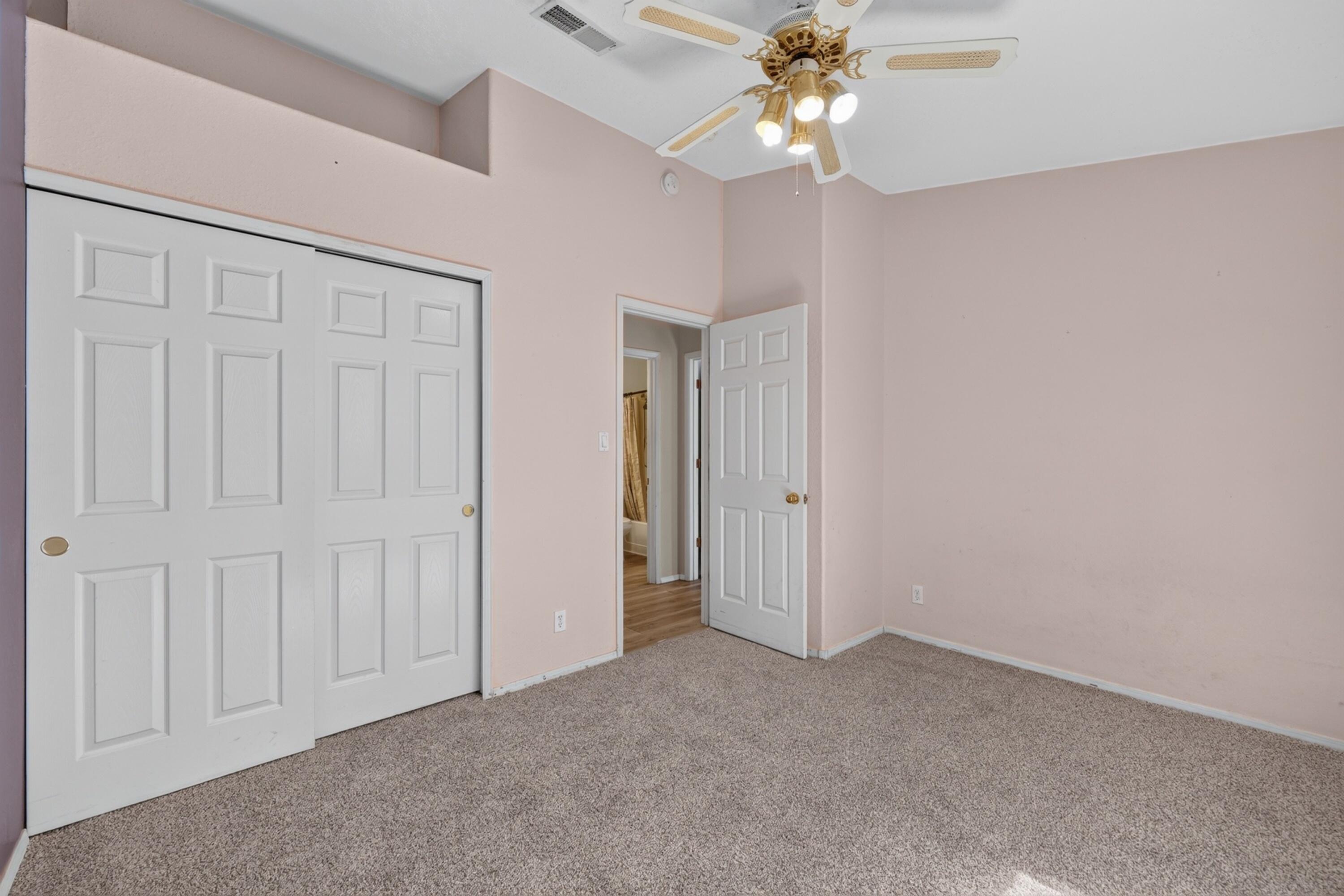 Photo 9 — 4427 Barrett Avenue NW