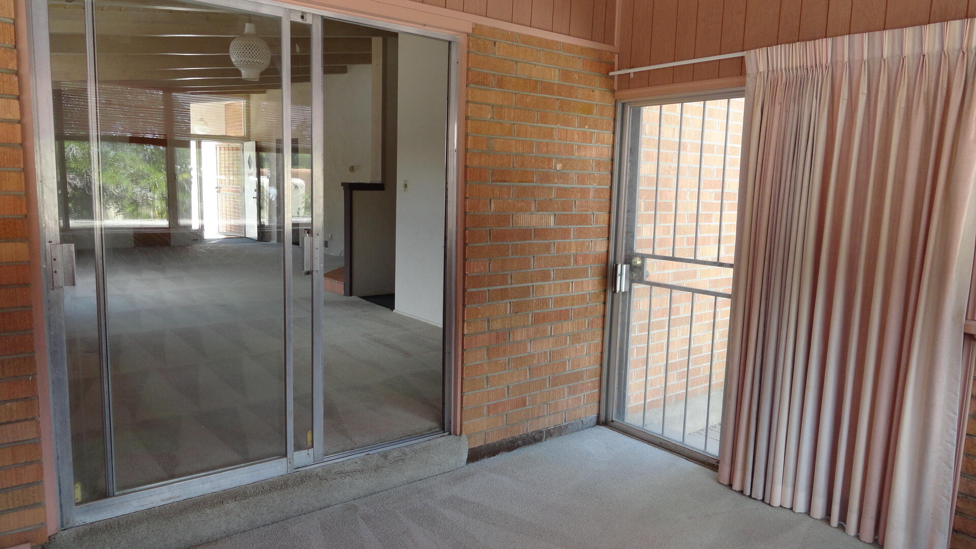 Photo 4 — 1908 Ridgecrest Drive SE