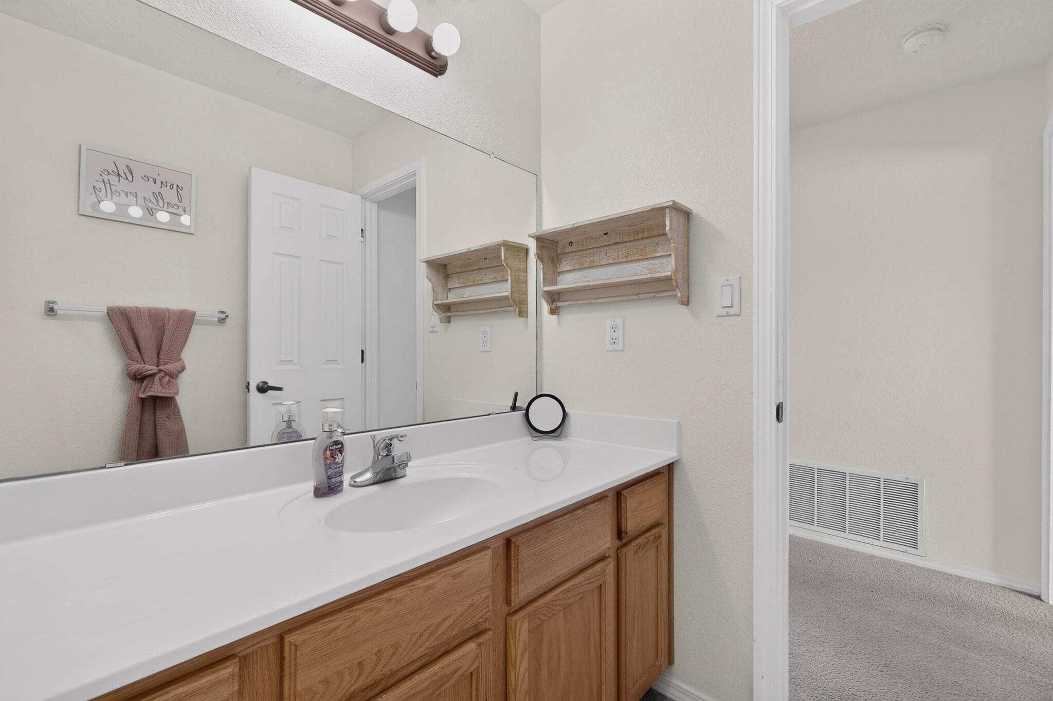 Photo 2 — 1612 Wind Ridge Drive NW