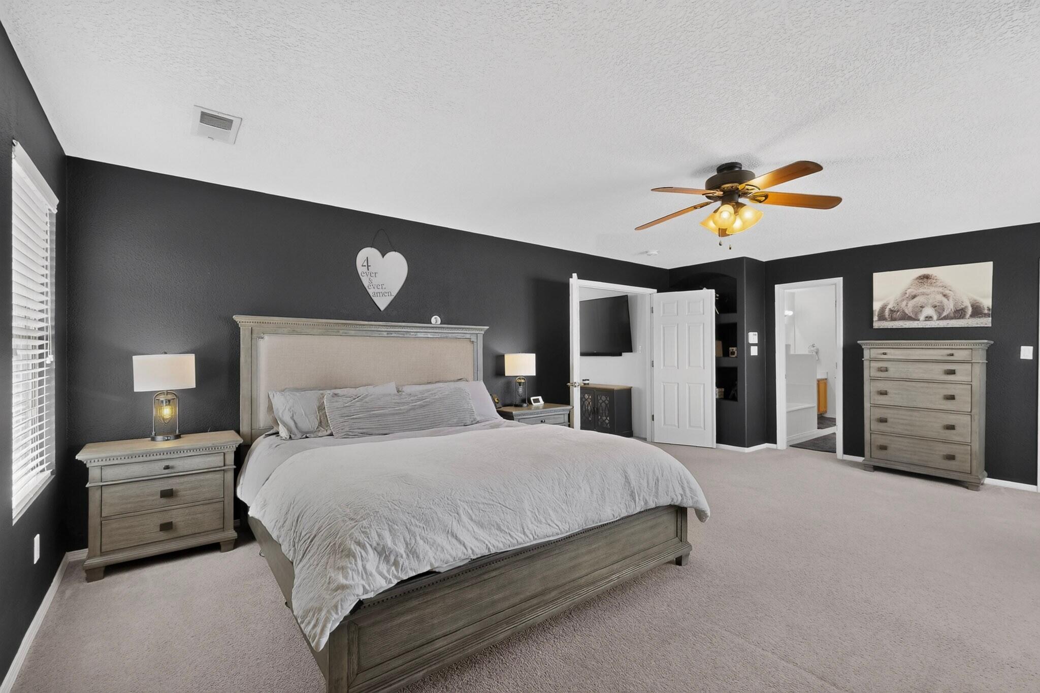 Photo 4 — 1612 Wind Ridge Drive NW