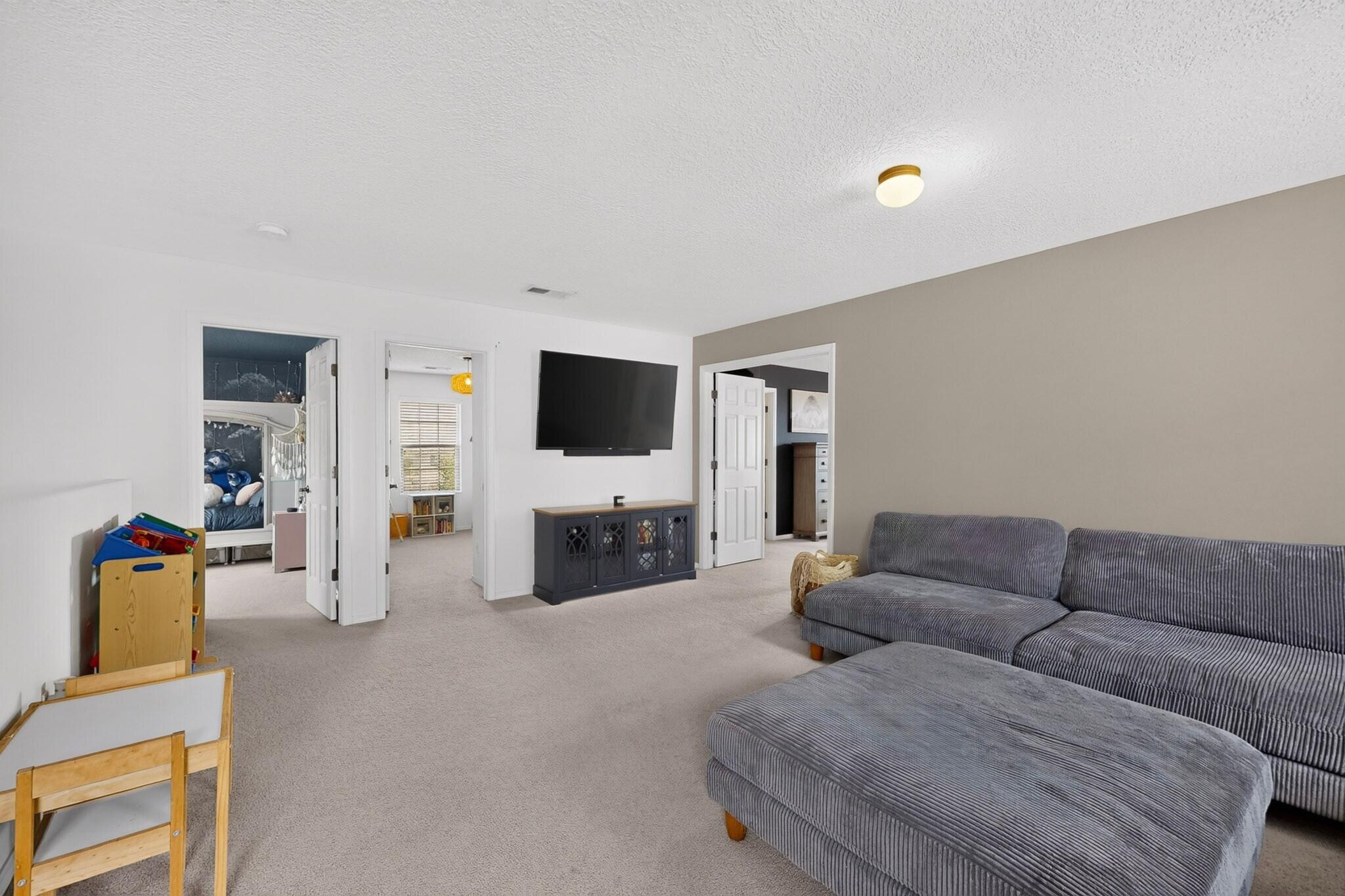 Photo 18 — 1612 Wind Ridge Drive NW