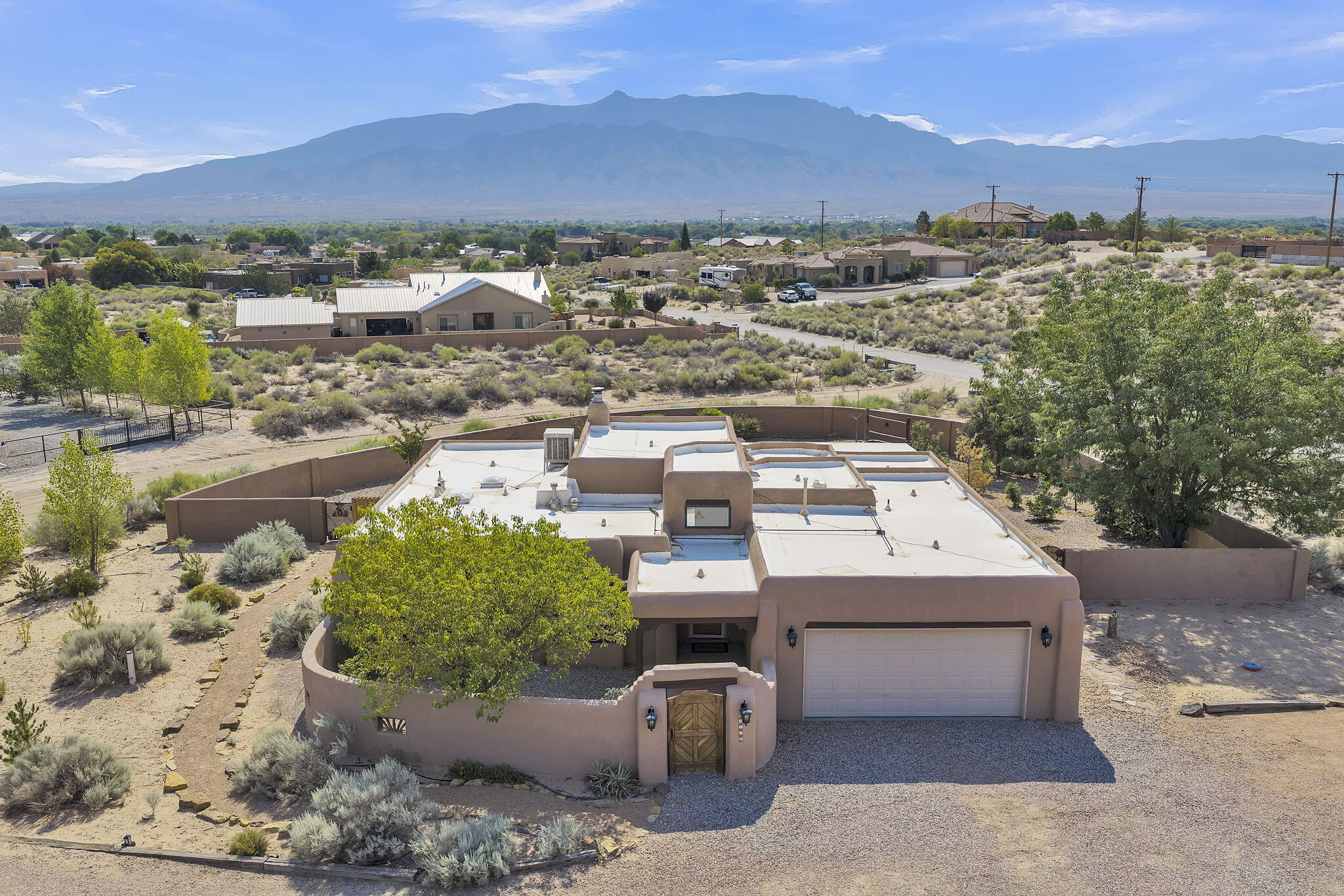 5724 Rio Mimbres Road NE, Rio Rancho, NM 87144