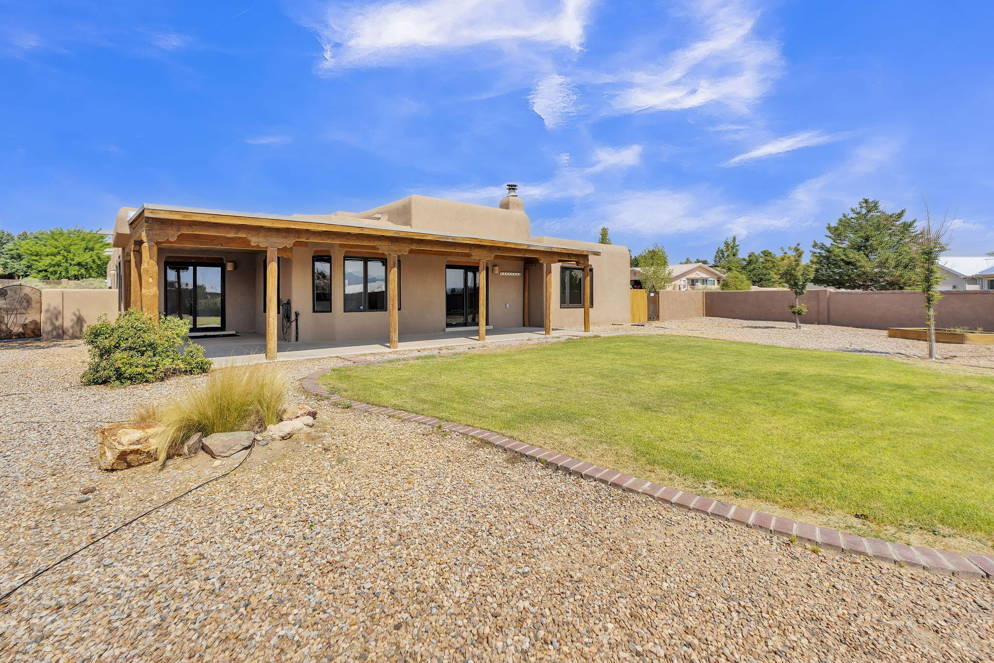 Photo 3 — 5724 Rio Mimbres Road NE