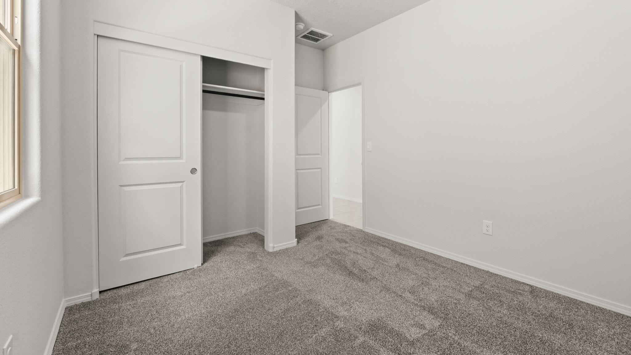 Photo 5 — 6706 Brianna Road NE