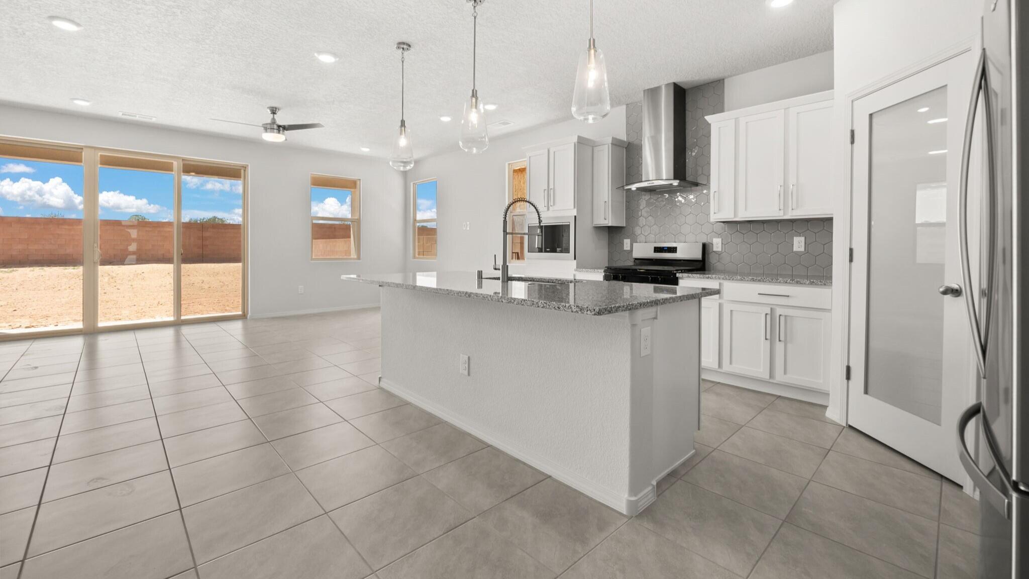 Photo 10 — 6706 Brianna Road NE