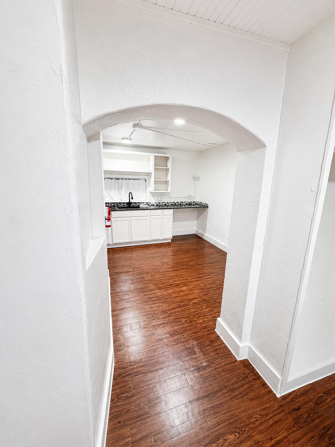 Photo 19 — 1709 Walter Street SE