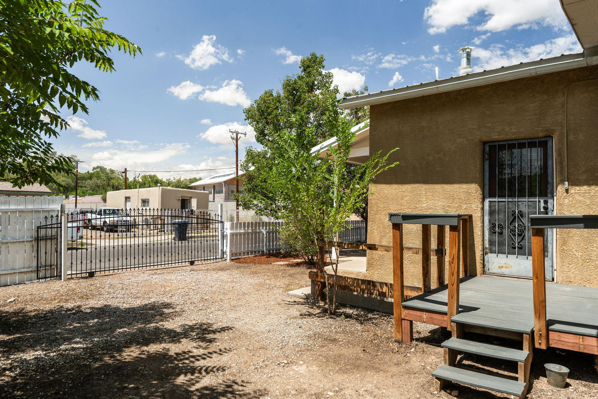 Photo 6 — 1023 11th Street SW