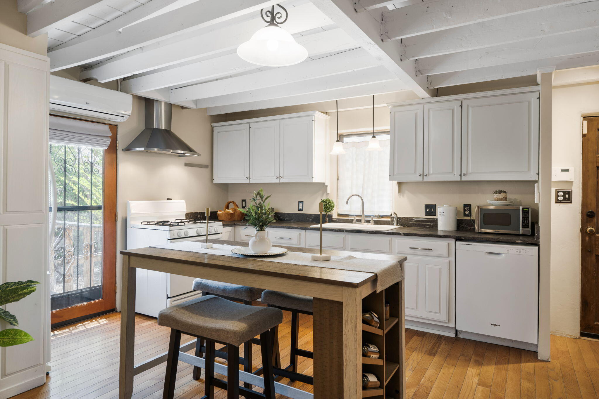 Photo 20 — 1023 11th Street SW