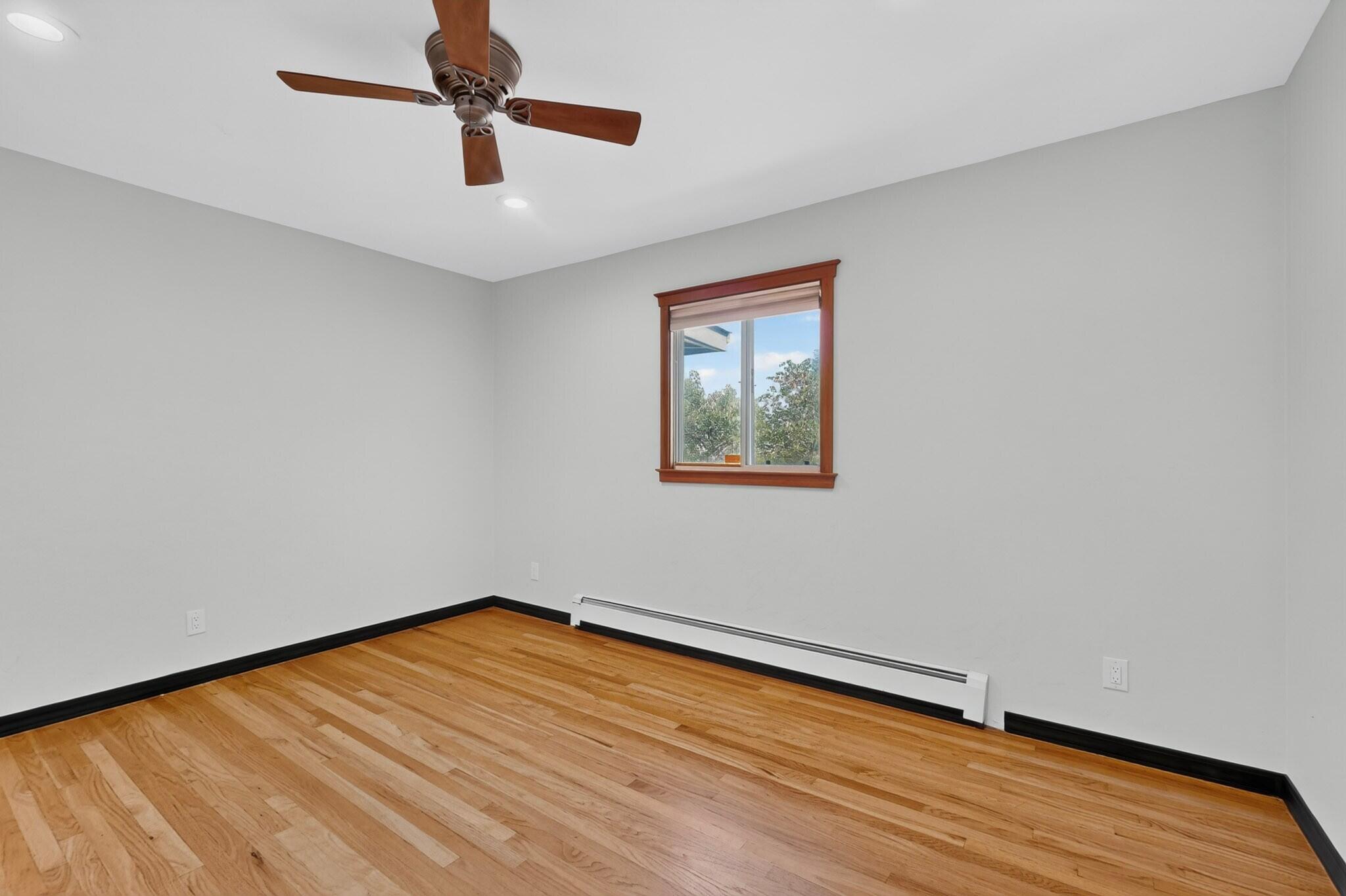Photo 3 — 2738 San Joaquin Avenue SE