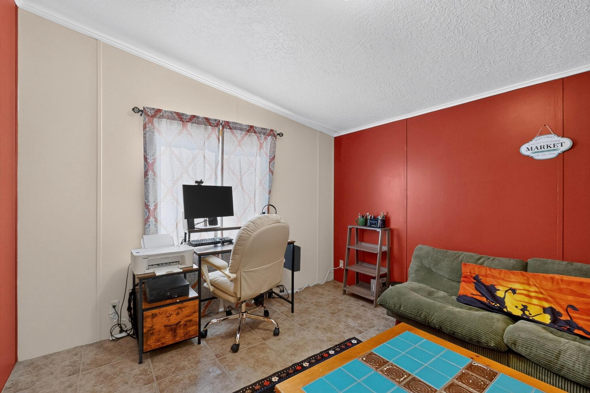 Photo 19 — 5010 5th Street SW