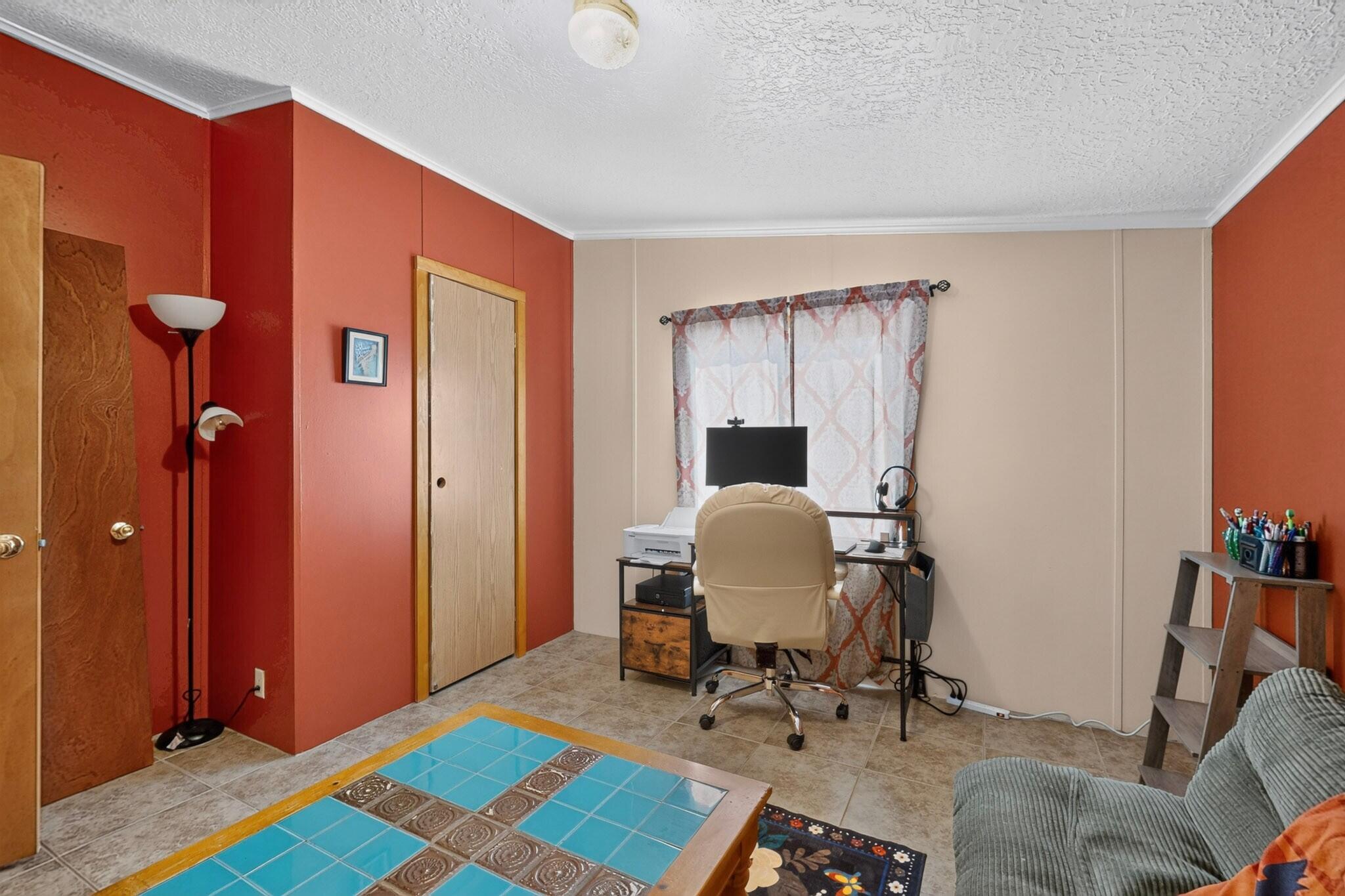 Photo 18 — 5010 5th Street SW