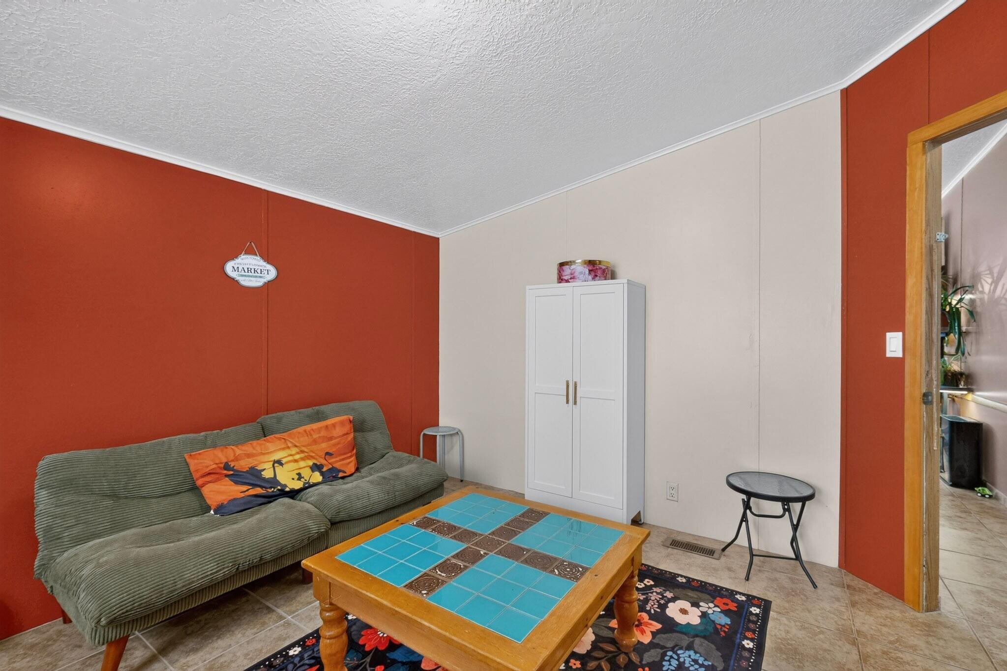 Photo 17 — 5010 5th Street SW