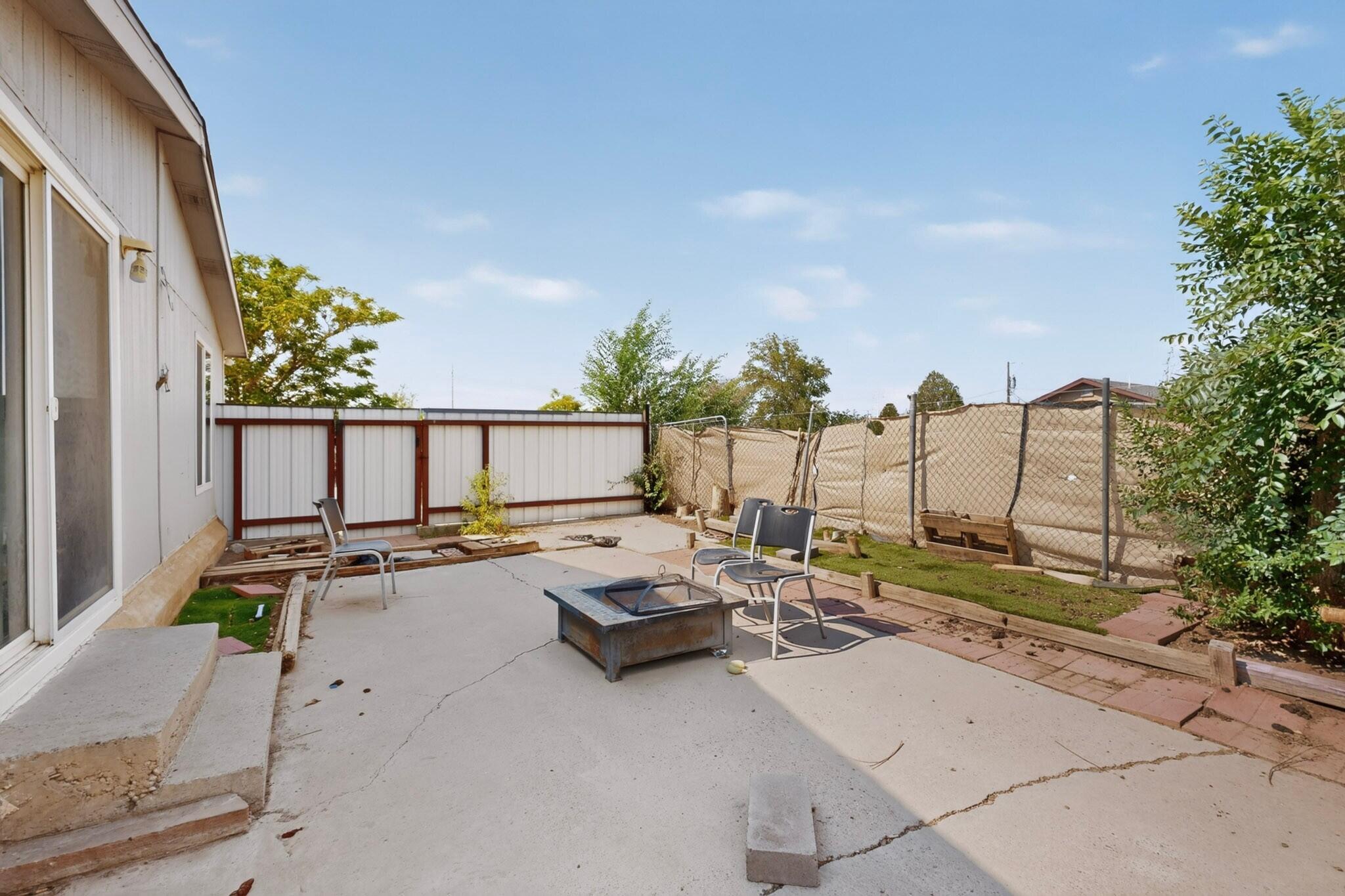 Photo 10 — 5010 5th Street SW