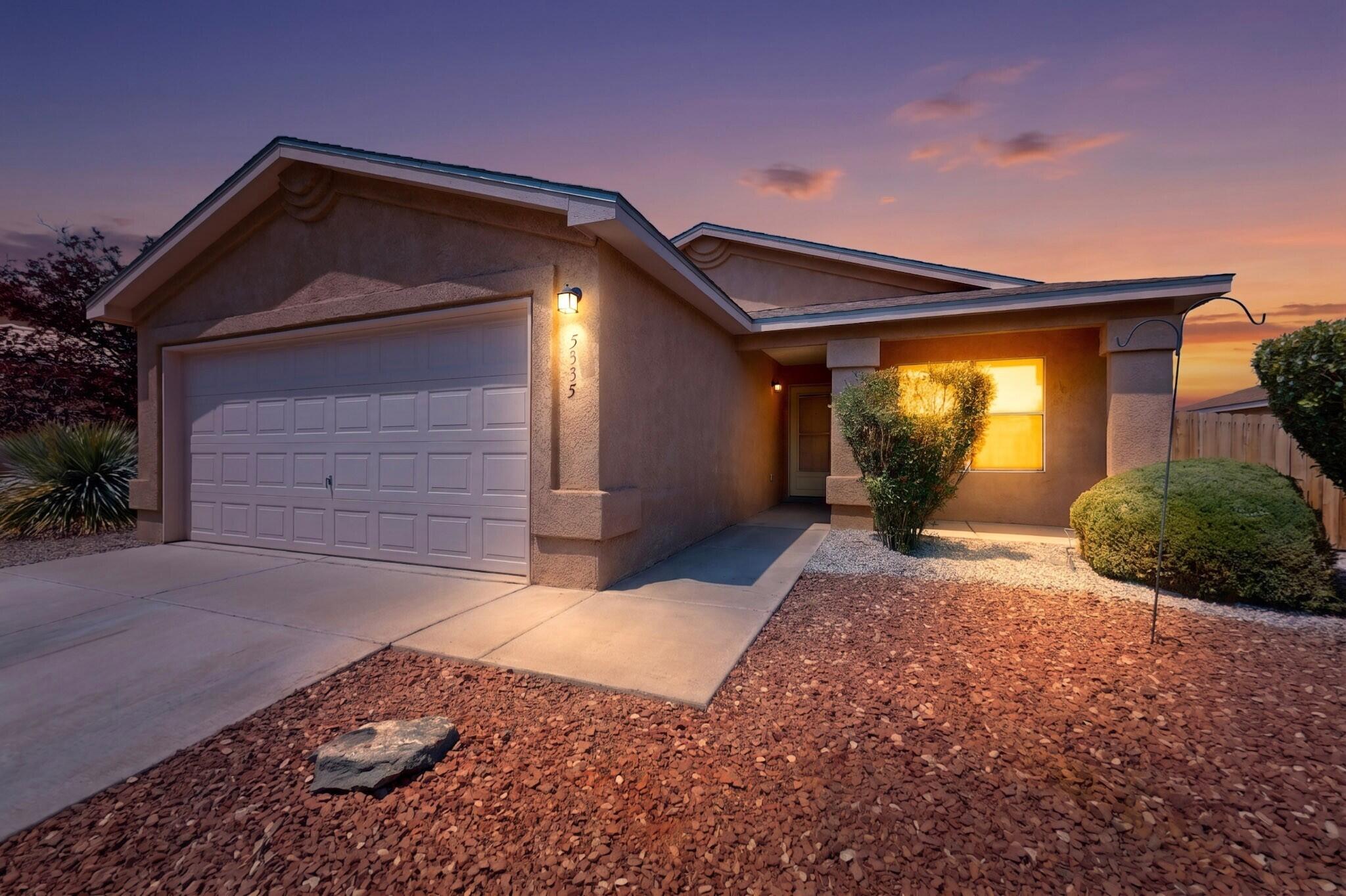 5335 Feather Rock Place NW, Albuquerque, NM 87114