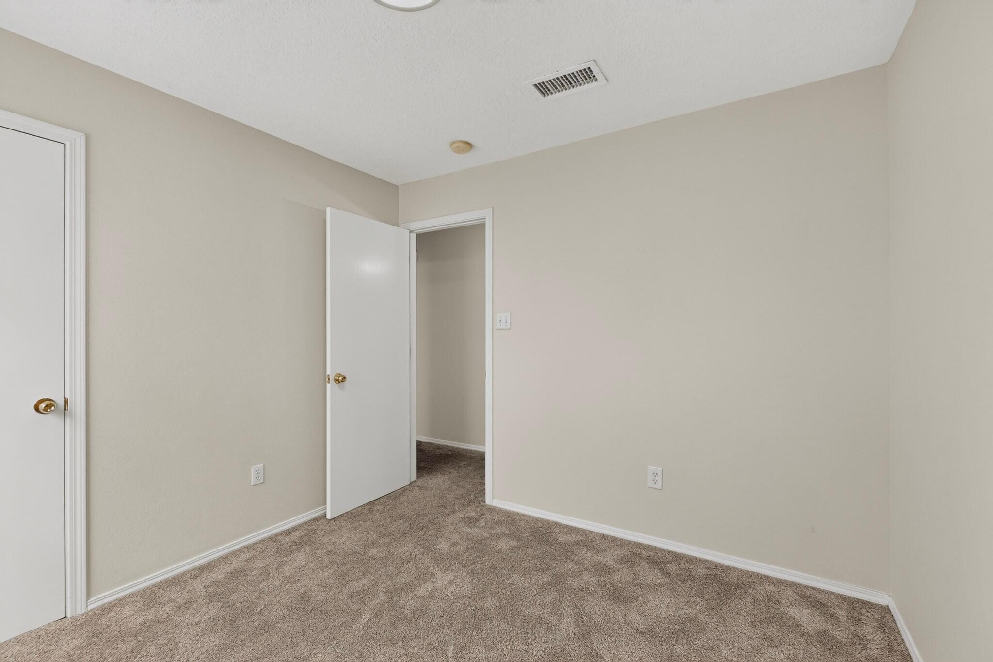 Photo 3 — 5335 Feather Rock Place NW