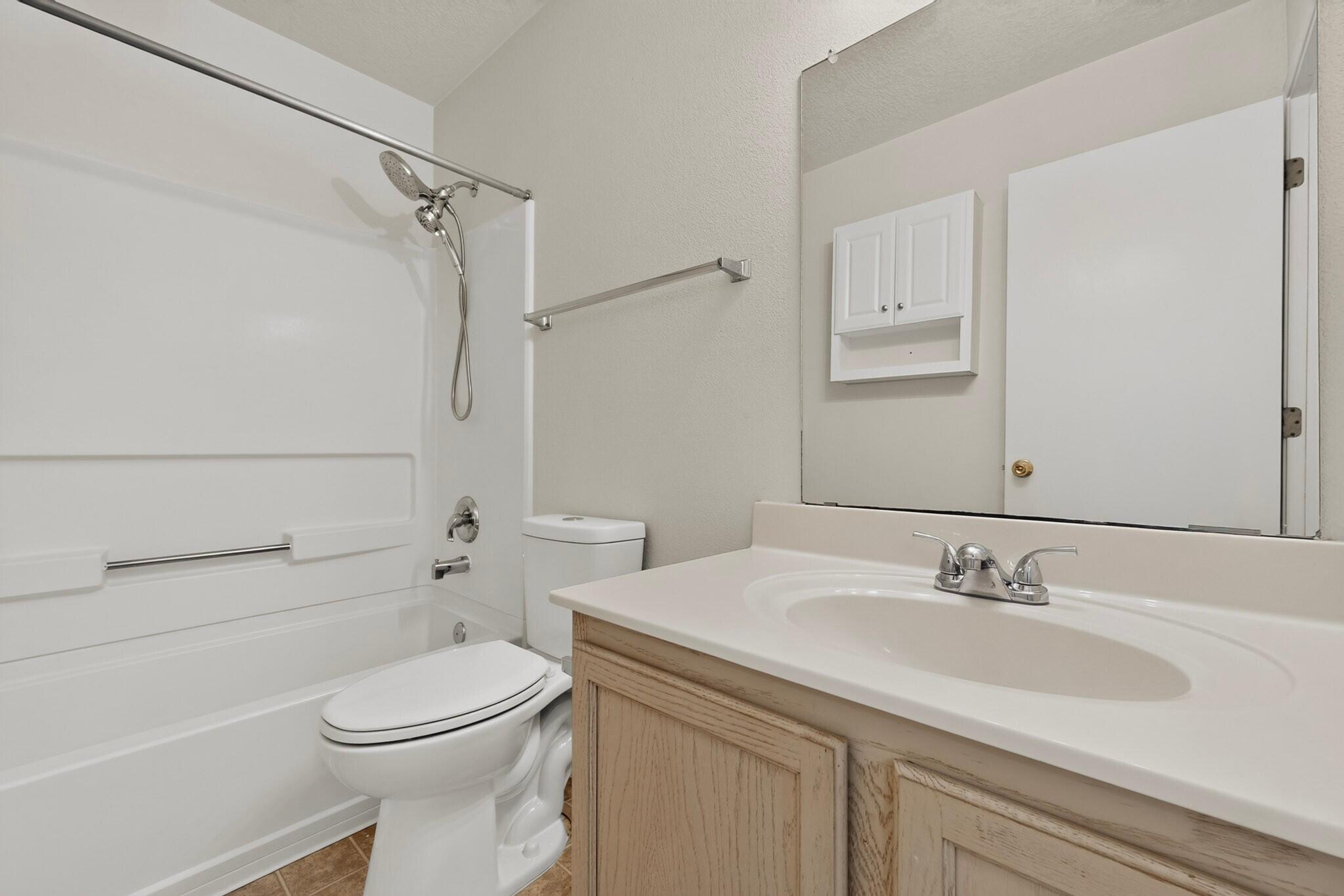 Photo 4 — 5335 Feather Rock Place NW