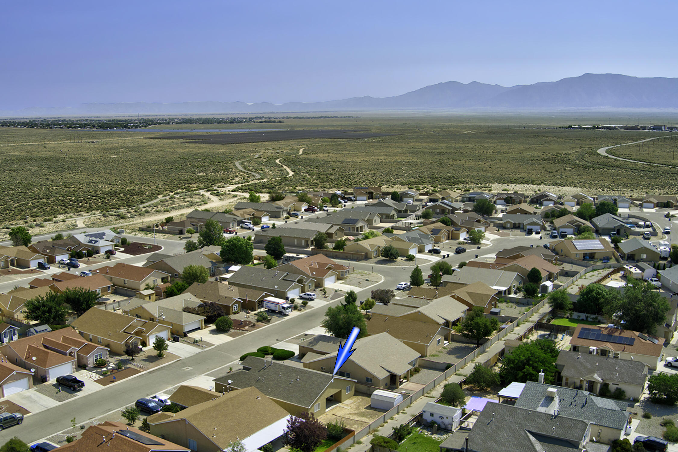 Photo 4 — 45 Rosa Avenue SW
