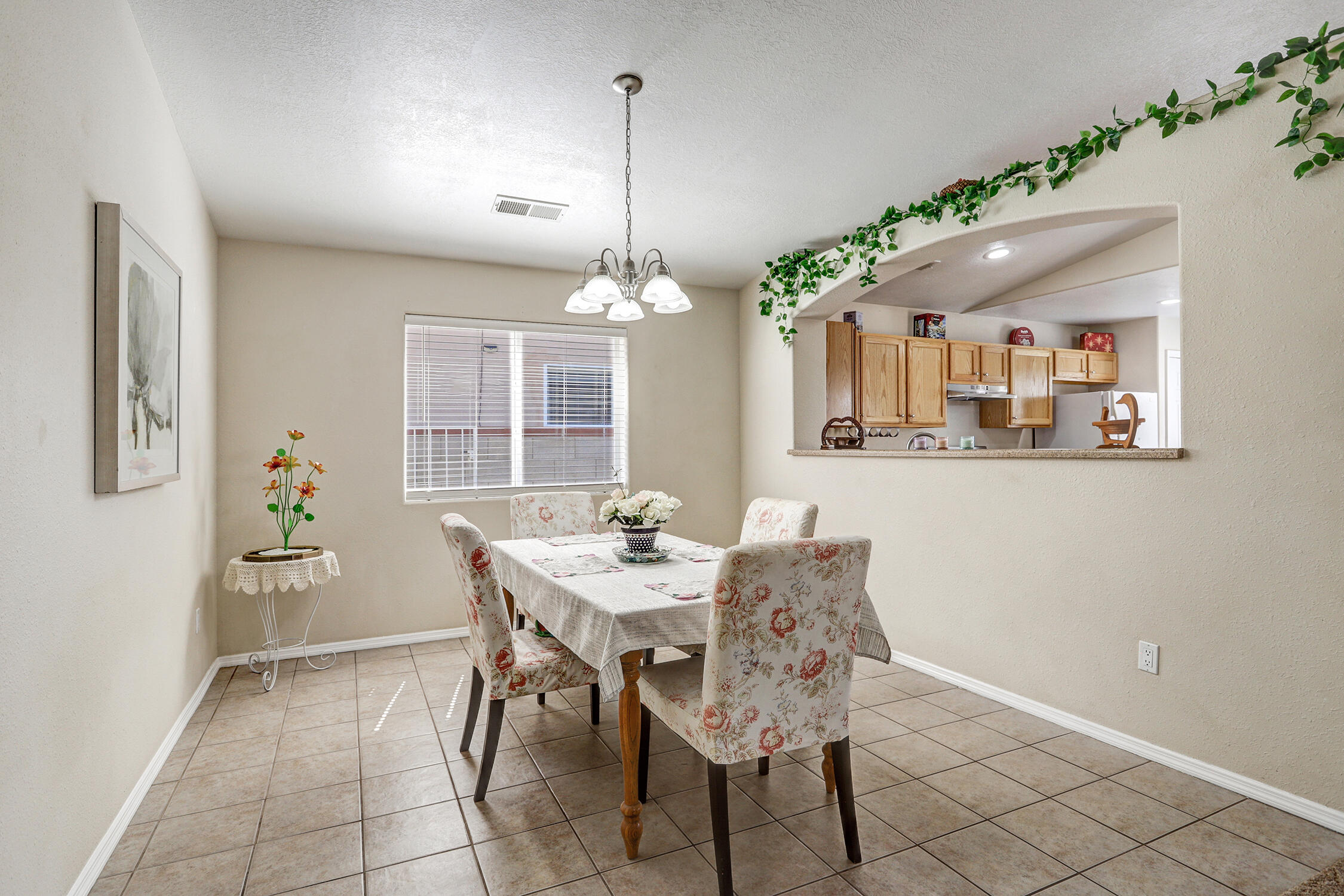 Photo 15 — 45 Rosa Avenue SW