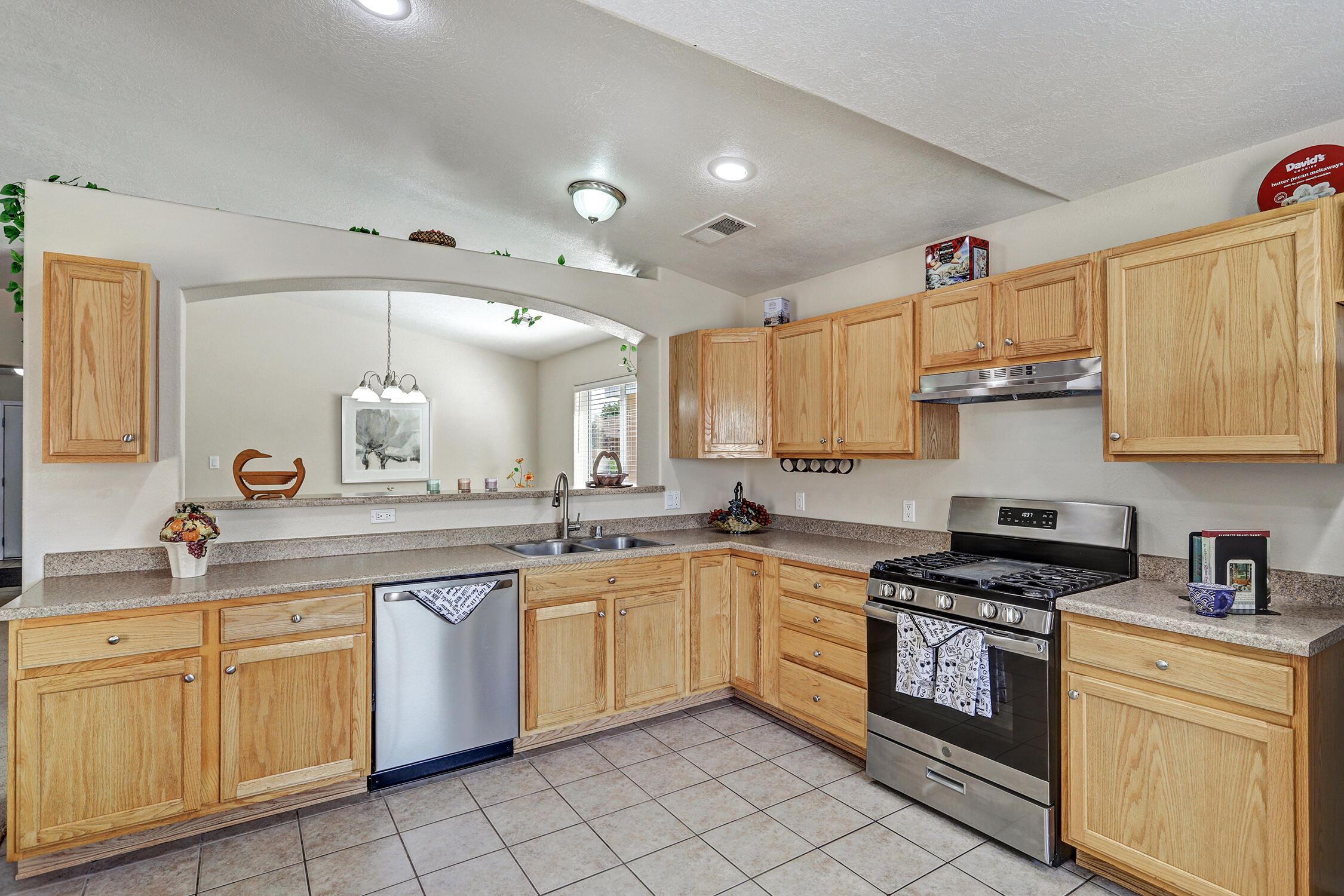 Photo 17 — 45 Rosa Avenue SW