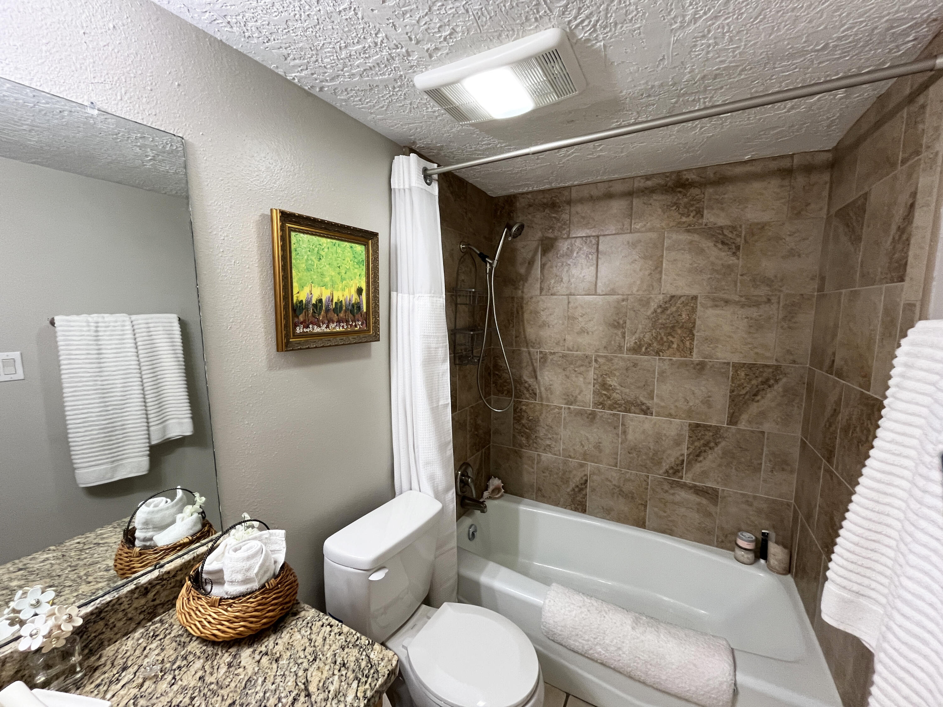 Photo 2 — 4408 Kellia Lane NE