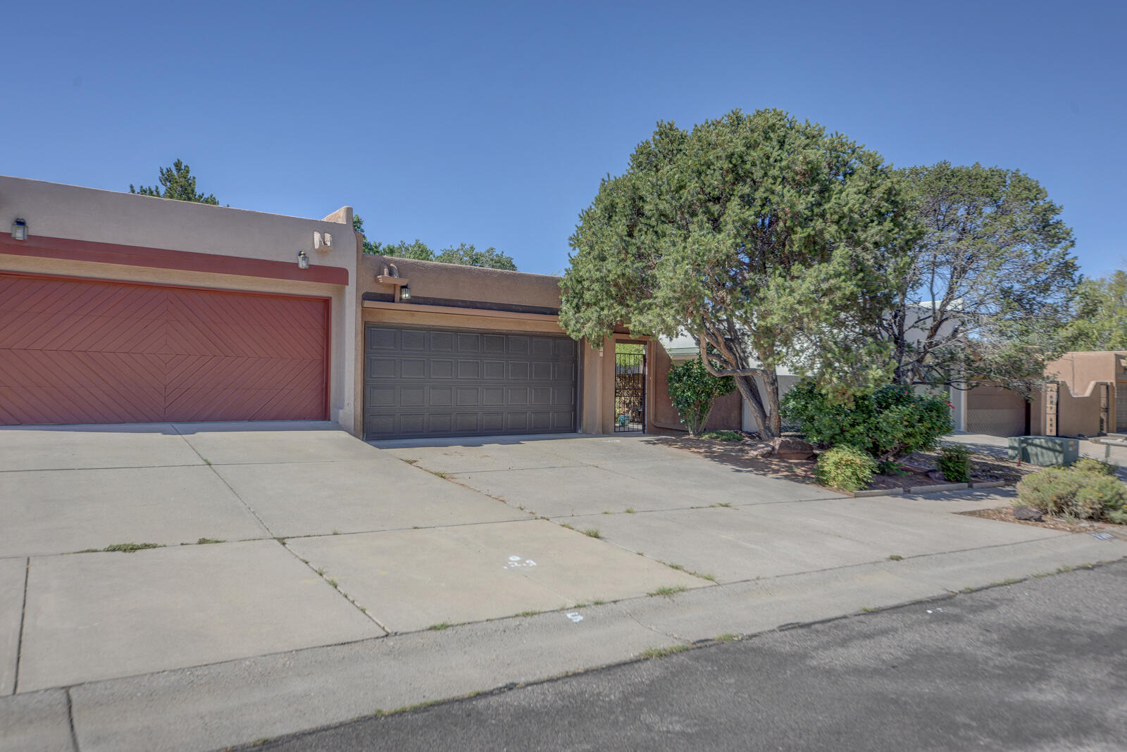 Photo 10 — 7500 Northridge Avenue NE