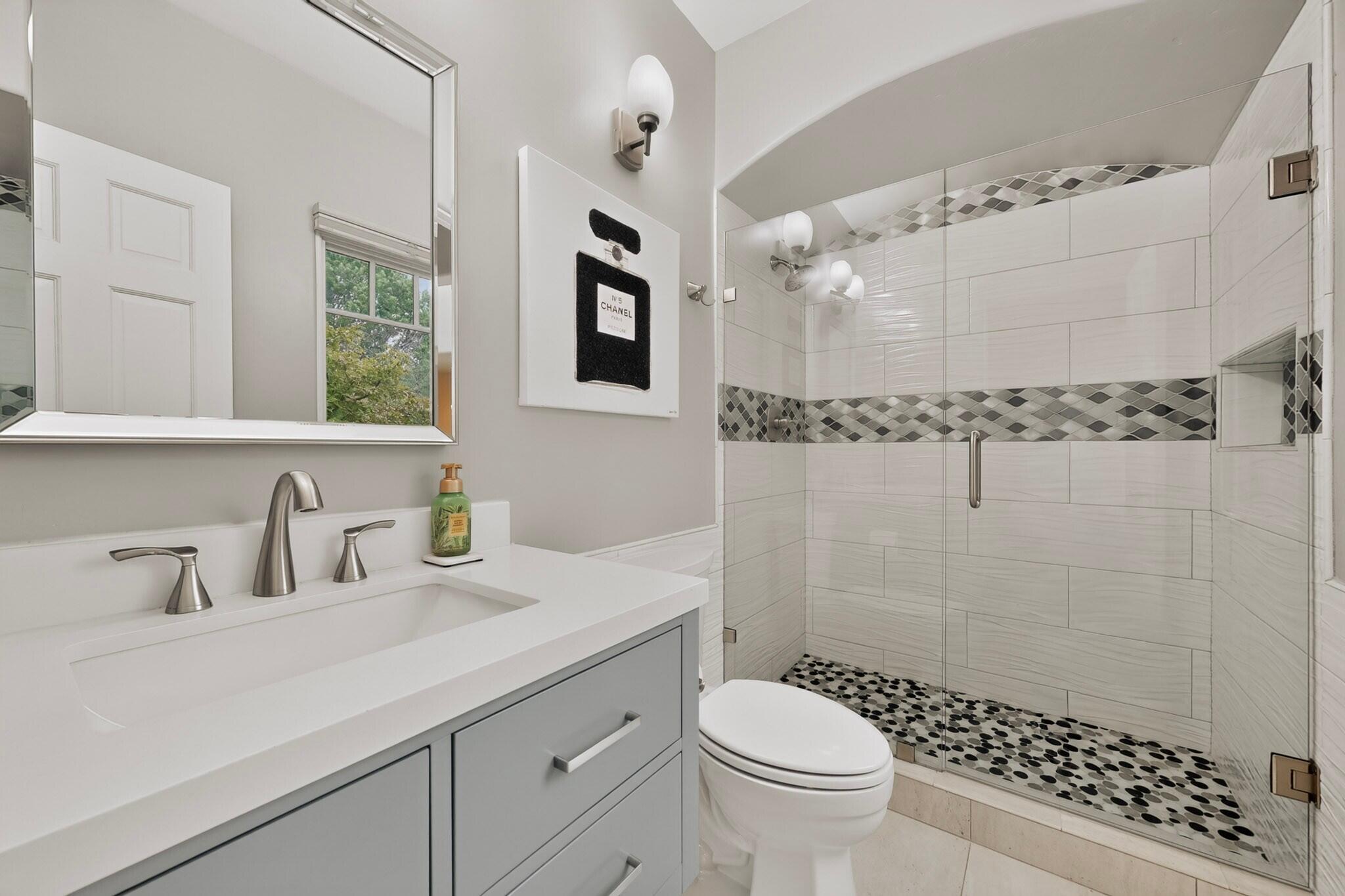 Photo 9 — 6101 Buffalo Grass Court NE