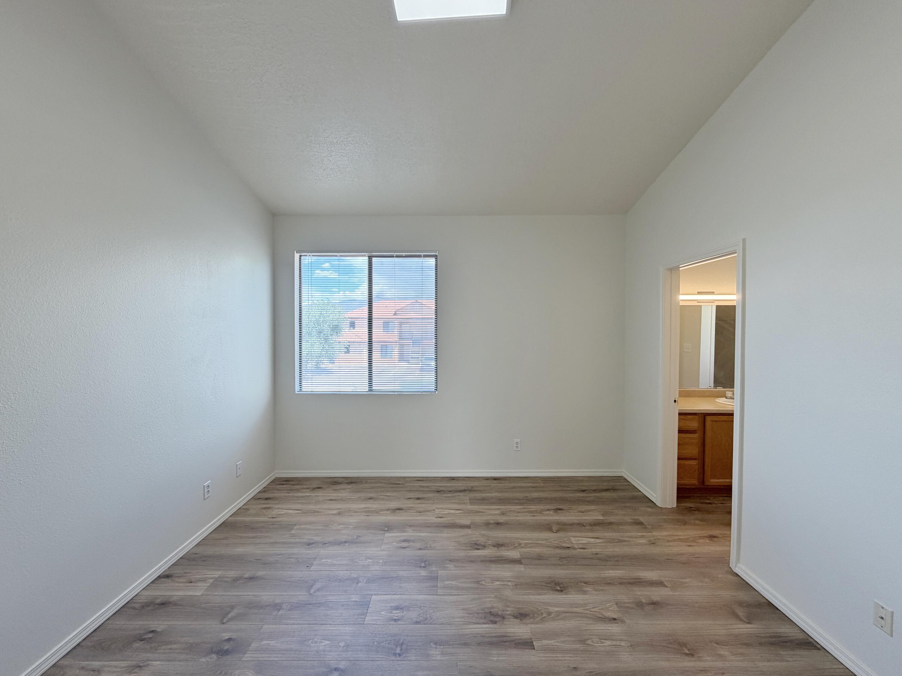 Photo 16 — 1105 Meadowlark Way SE C
