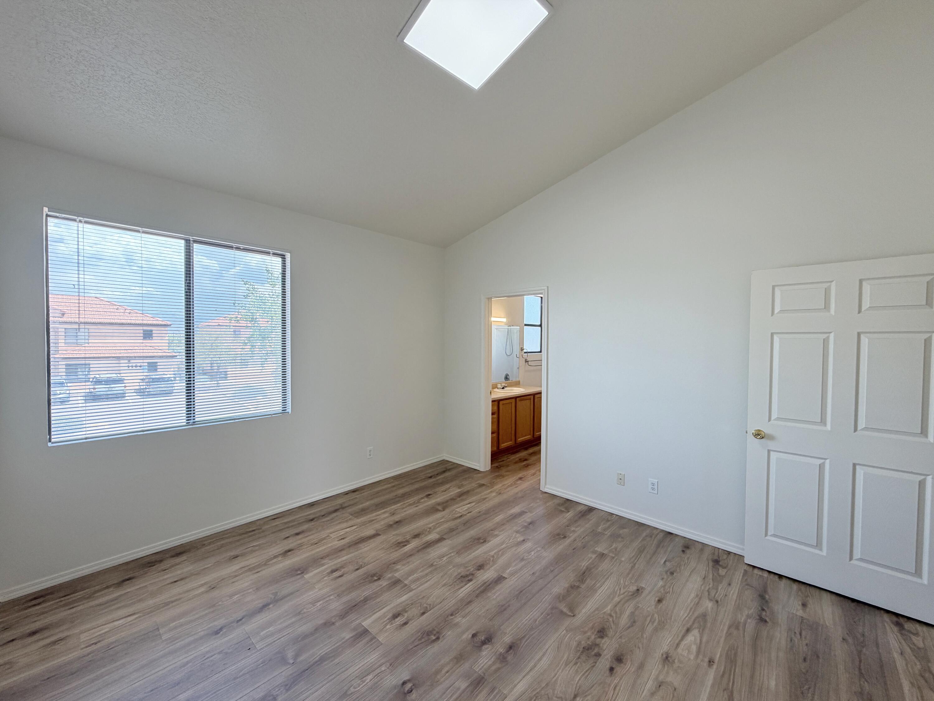 Photo 17 — 1105 Meadowlark Way SE C