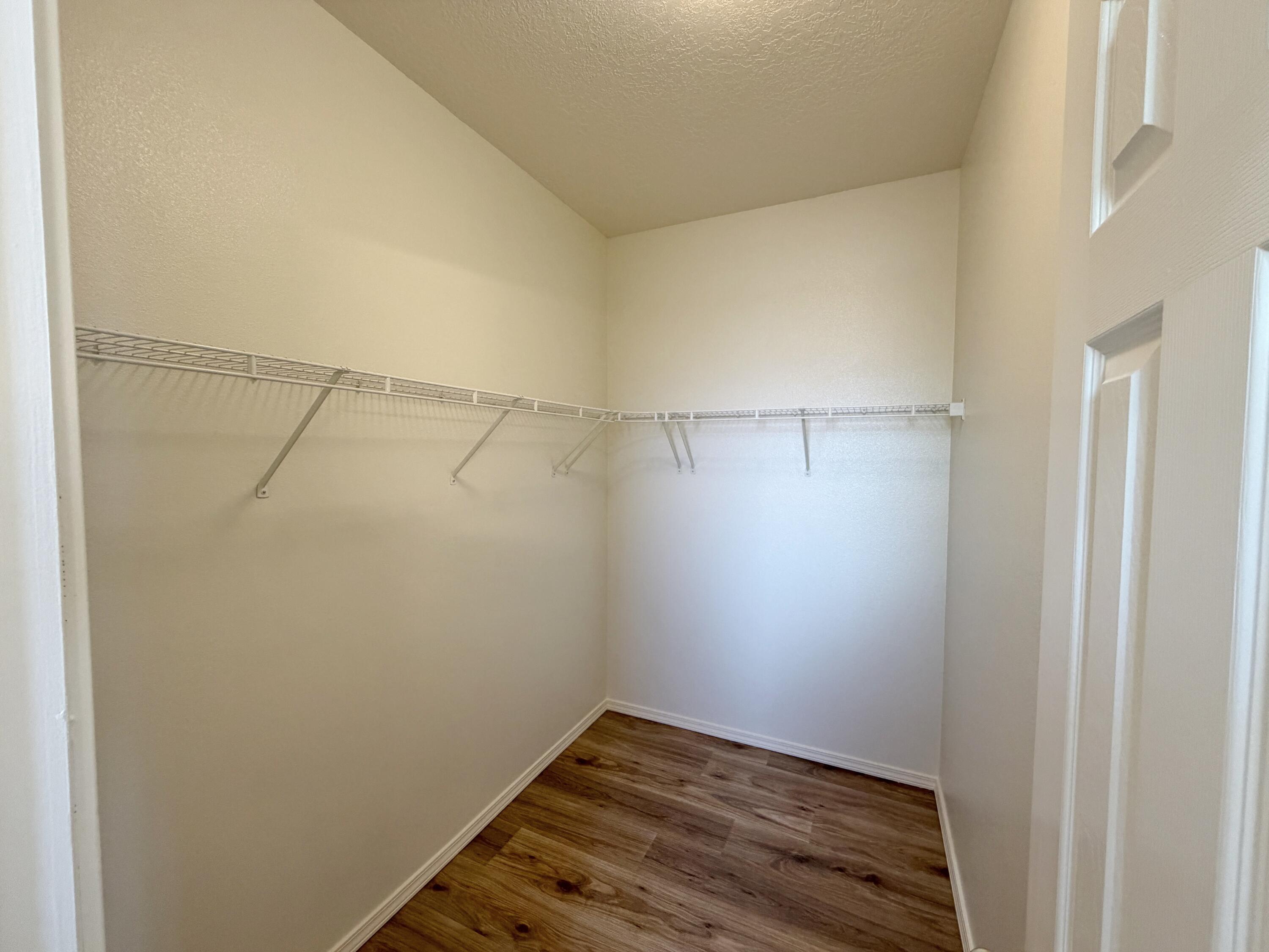 Photo 5 — 1105 Meadowlark Way SE C